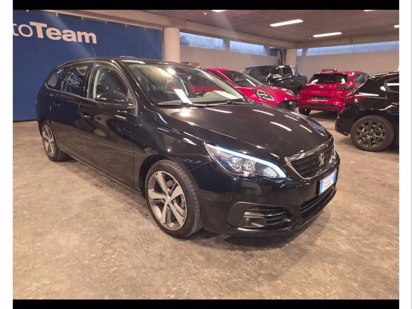 Peugeot 308 sw 1.5 bluehdi business s&s 130cv Negro - 2