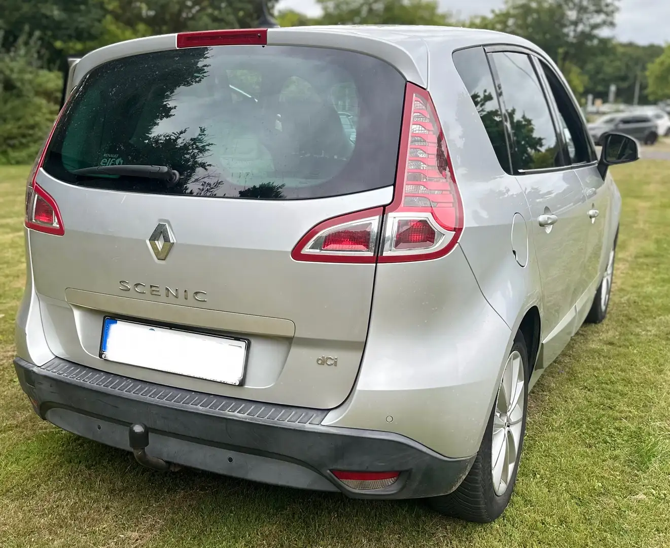 Renault Scenic - 1