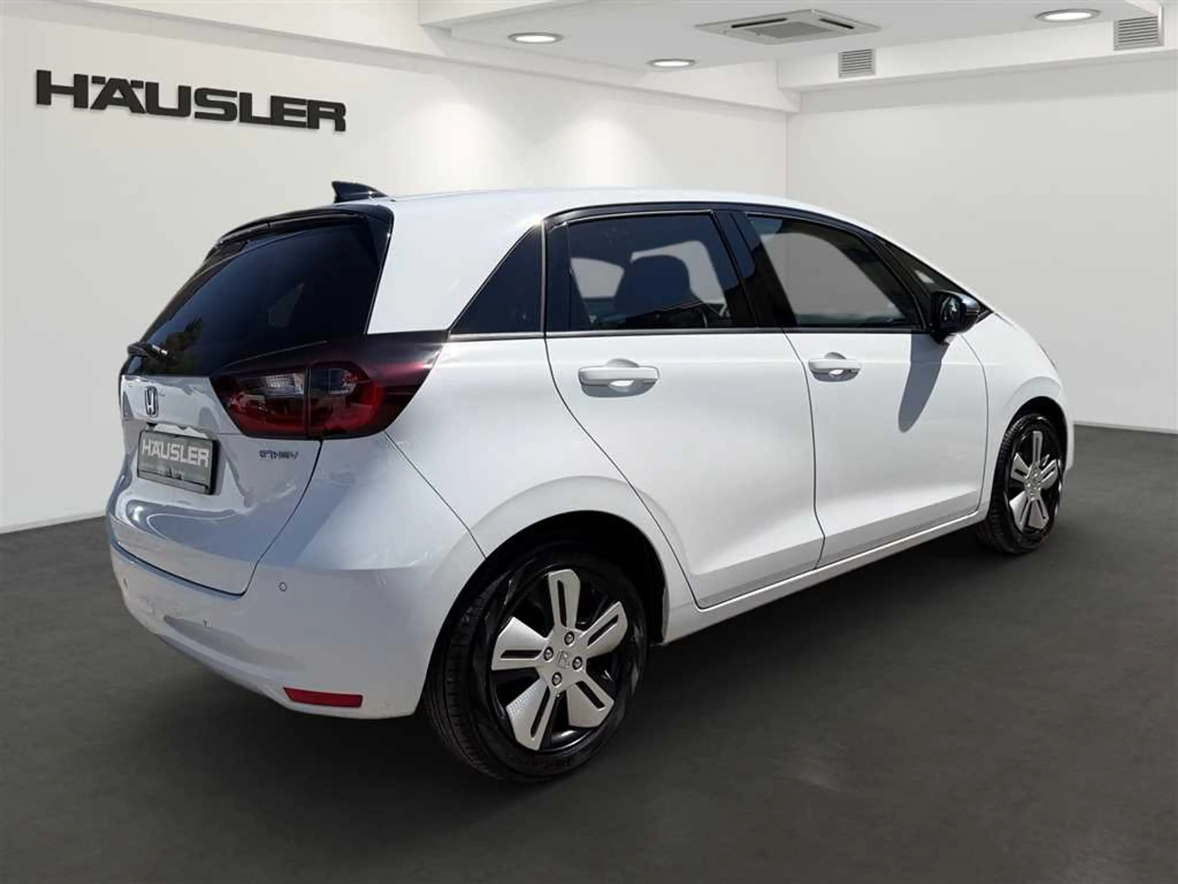 Honda Jazz 1.5 Hybrid Executive Navi Kamera PDC Keyless Sitz- — photo 4
