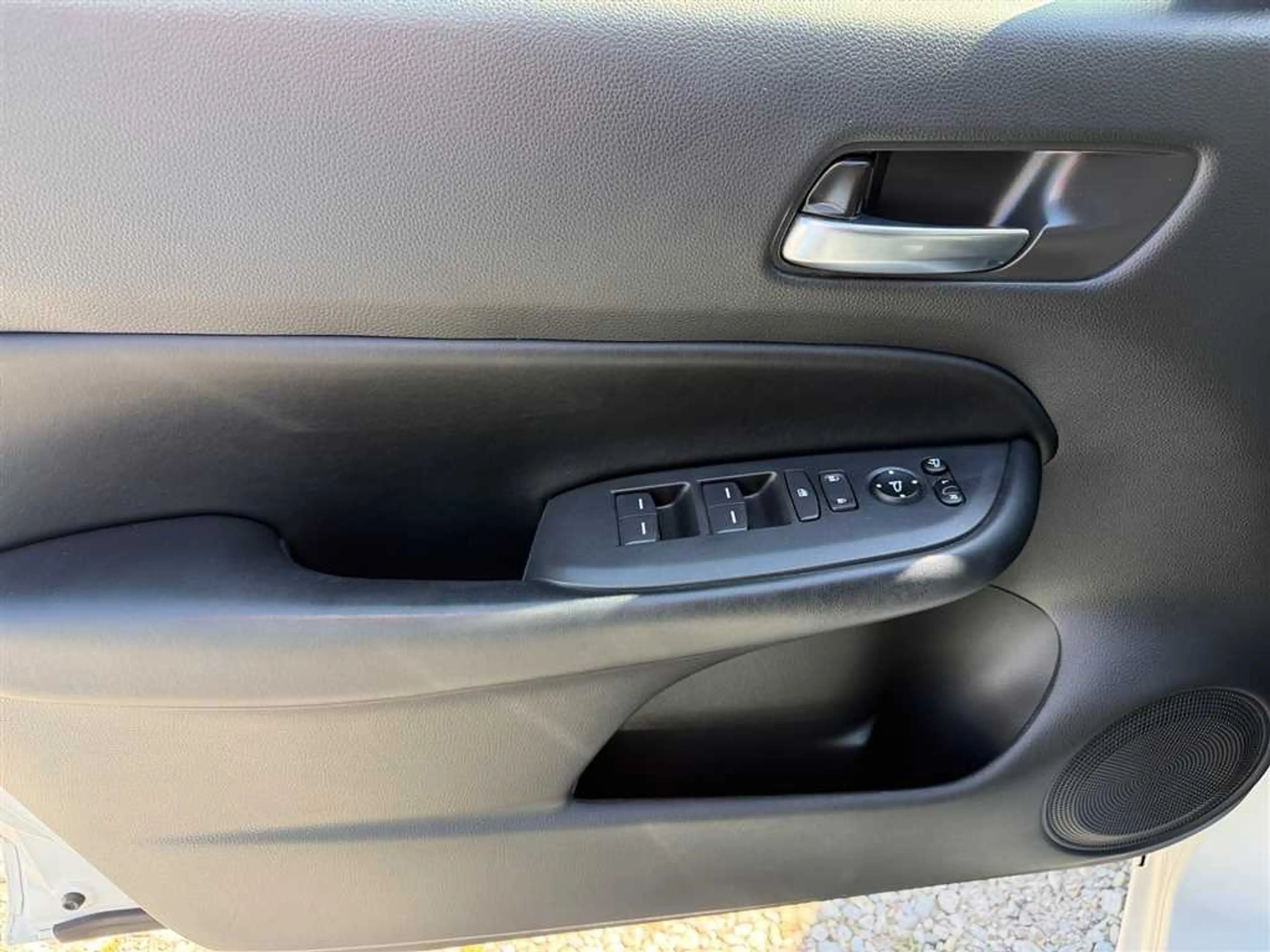 Honda Jazz 1.5 Hybrid Executive Navi Kamera PDC Keyless Sitz- — photo 11