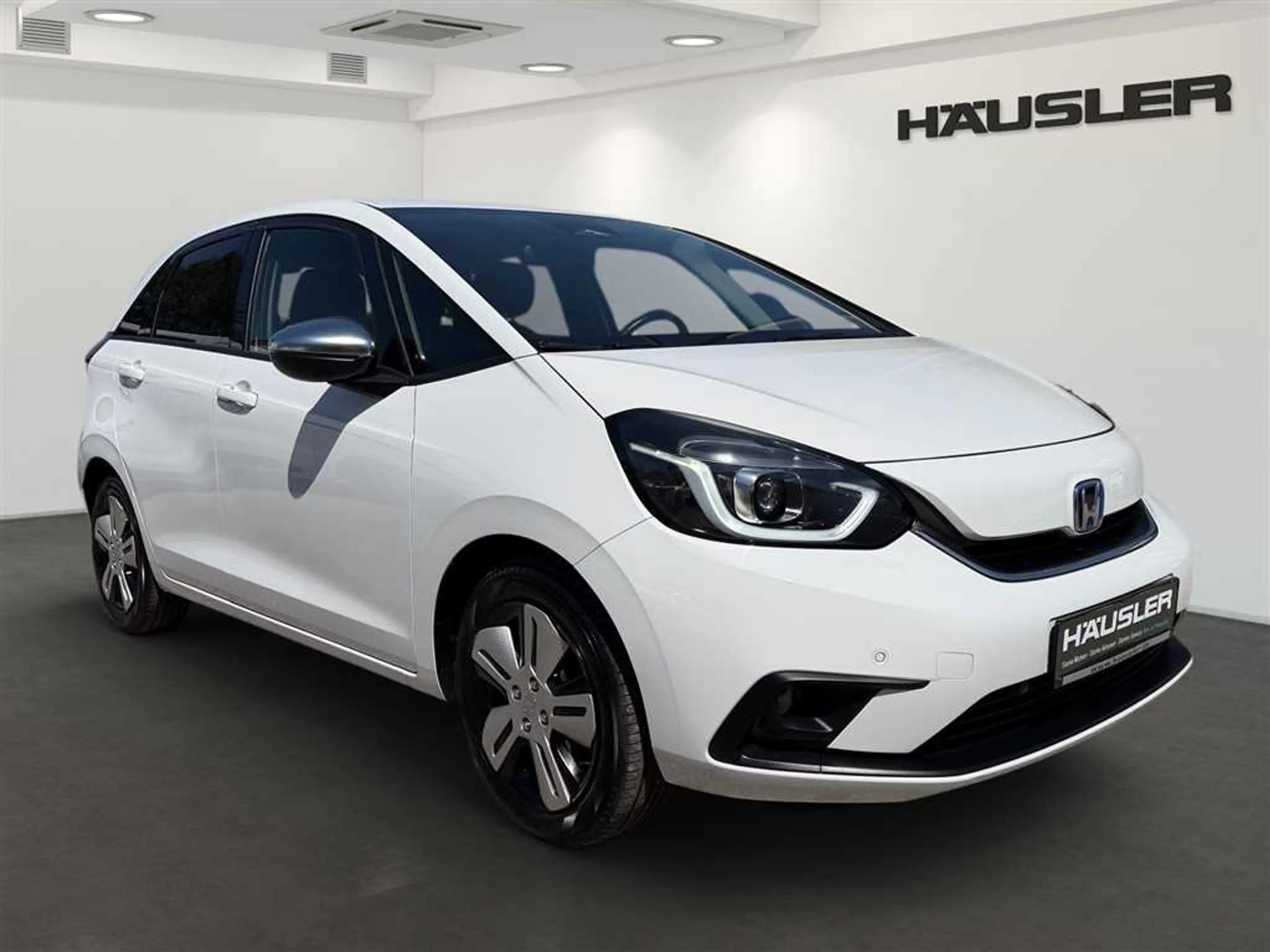 Honda Jazz 1.5 Hybrid Executive Navi Kamera PDC Keyless Sitz- — photo 2