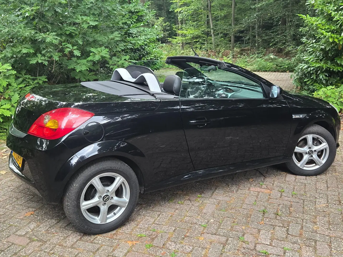 Opel Tigra Tigra 1.4-16V Rhythm Negru - 1