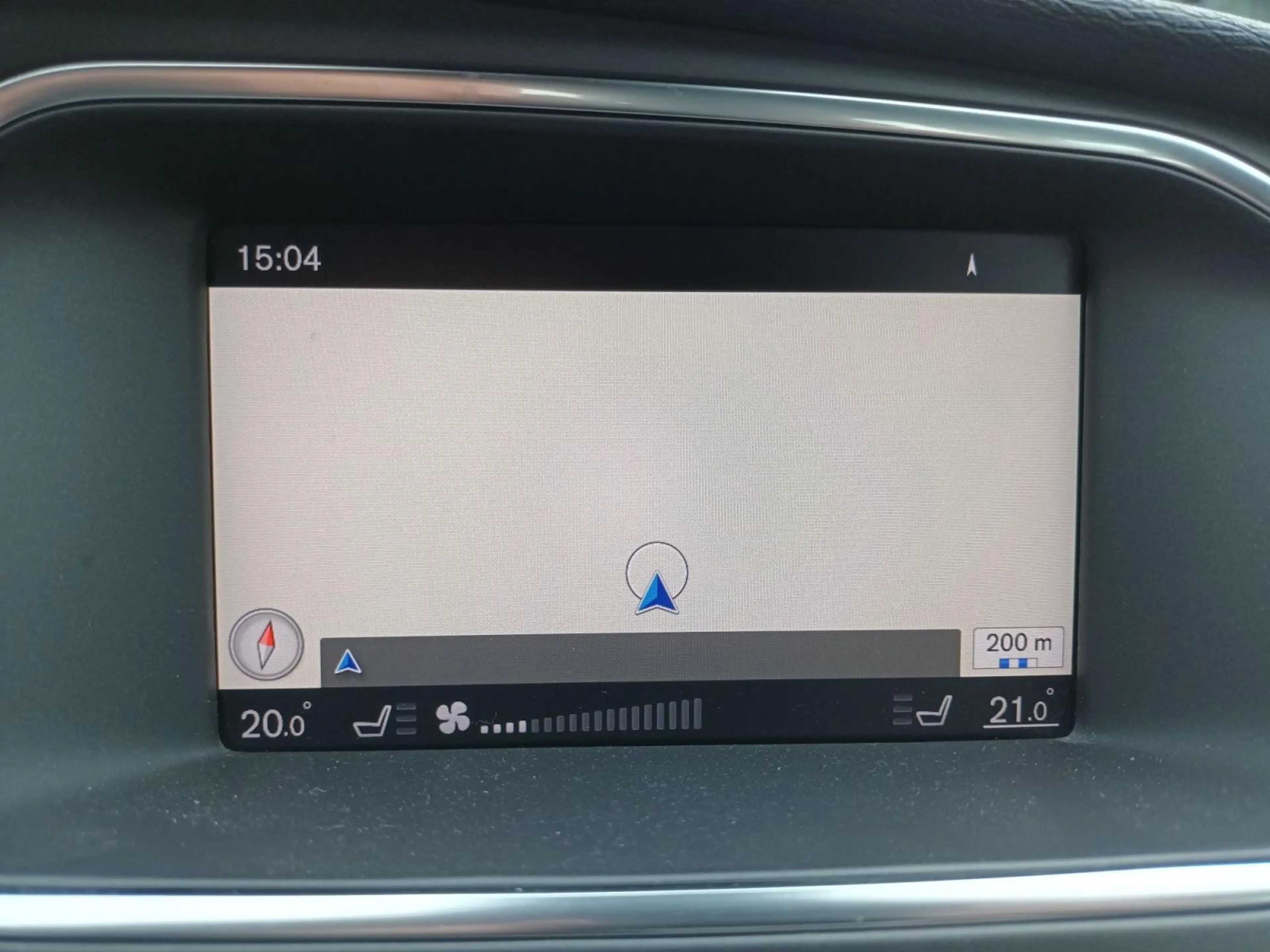 Volvo V40 Momentum V 40 T3 2.0*AHK*KEYLESSGO*KLIMA*NAV*SH... — photo 15