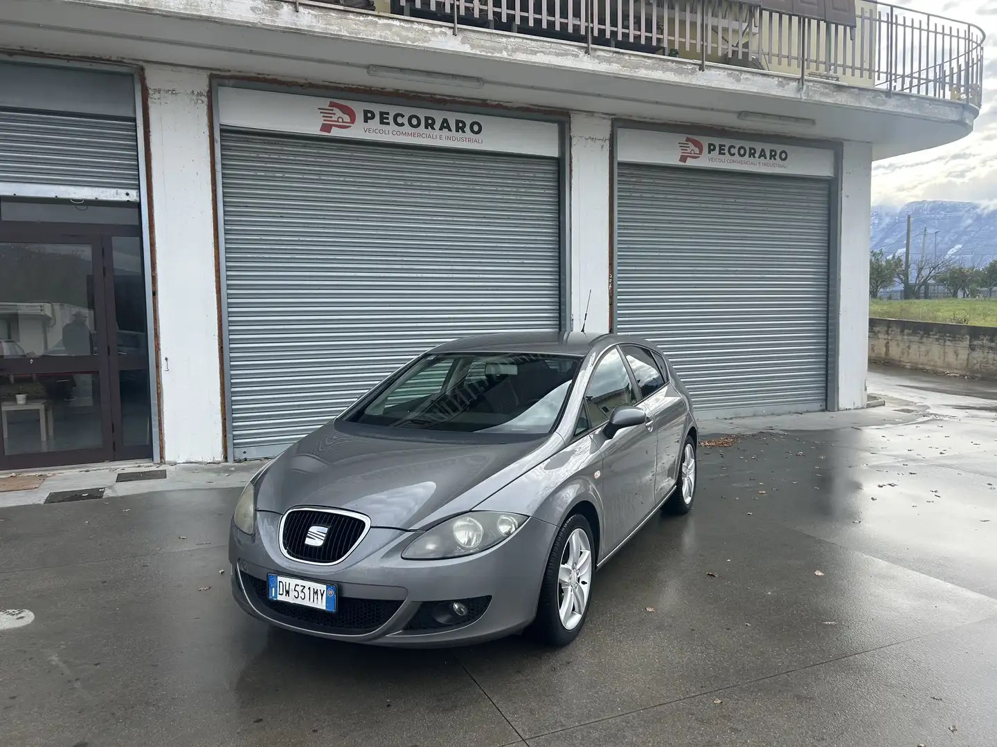SEAT Leon 1.9 tdi 105 cv AFFARE !!!! Gris - 1