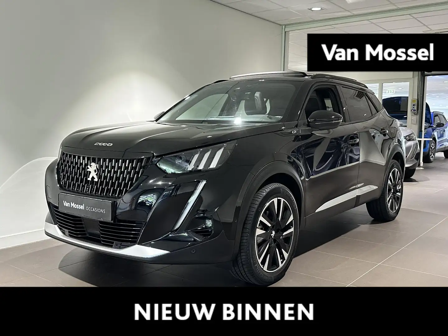 Peugeot 2008 1.2 PureTech GT Pack | Focal | Panorama dak | Trek Zwart - 1