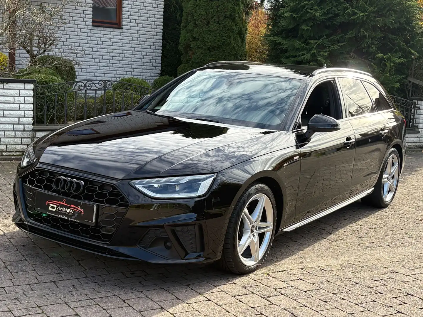 Audi A4 Avant 30 TDI S line*MATRIX*STANDHEIZUNG*SPORT Noir - 2