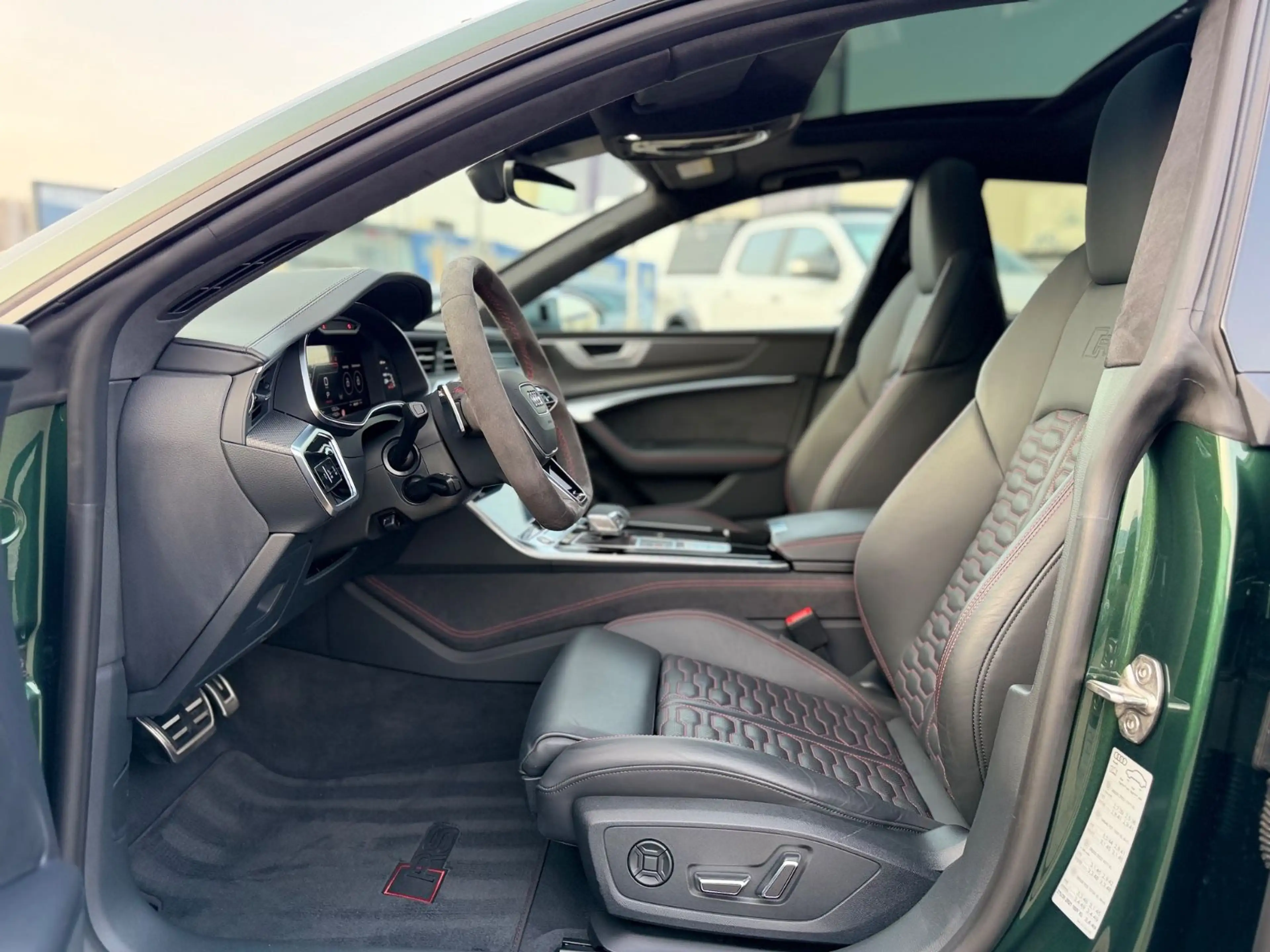 Audi RS7 Sportback 4.0 TFSI quattro Individual Dynami — photo 13