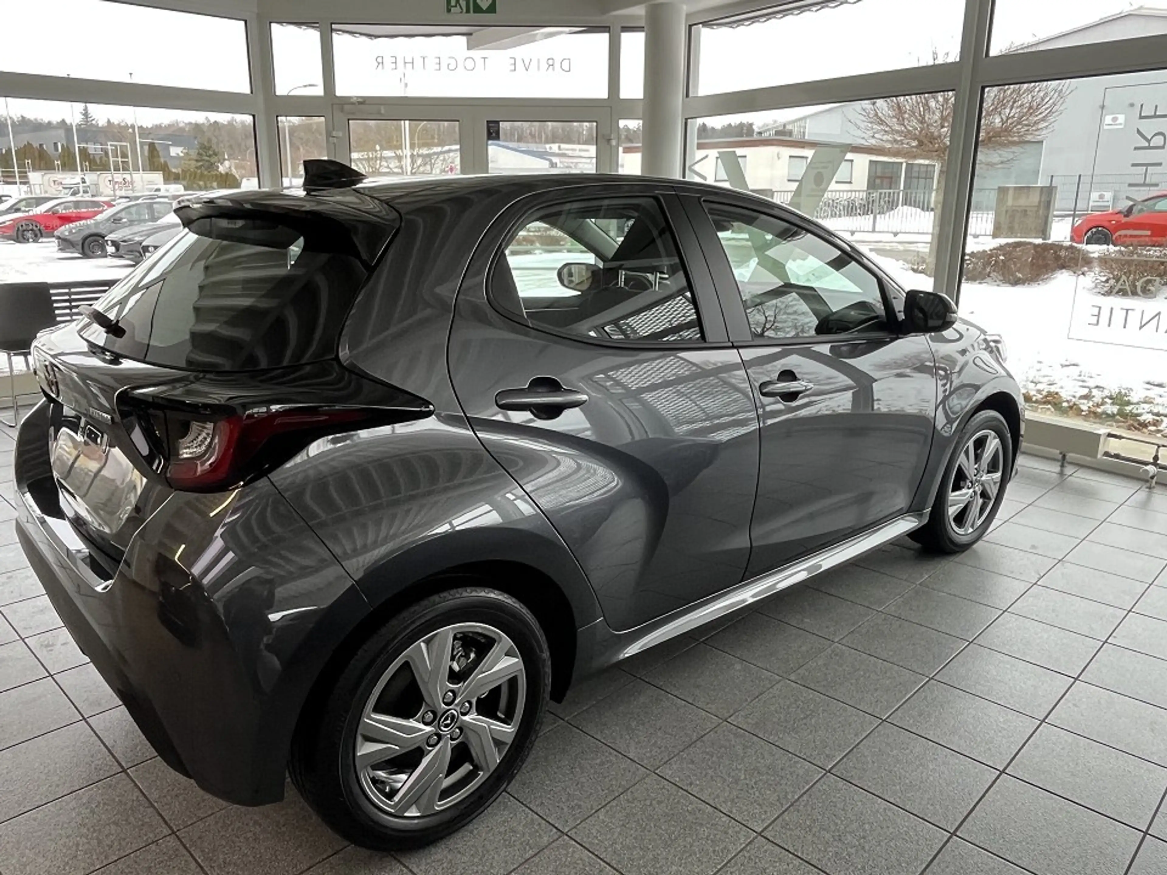 Mazda 2 Hybrid 1.5L Hybrid 116 PS FWD Exclusive-Line — photo 6