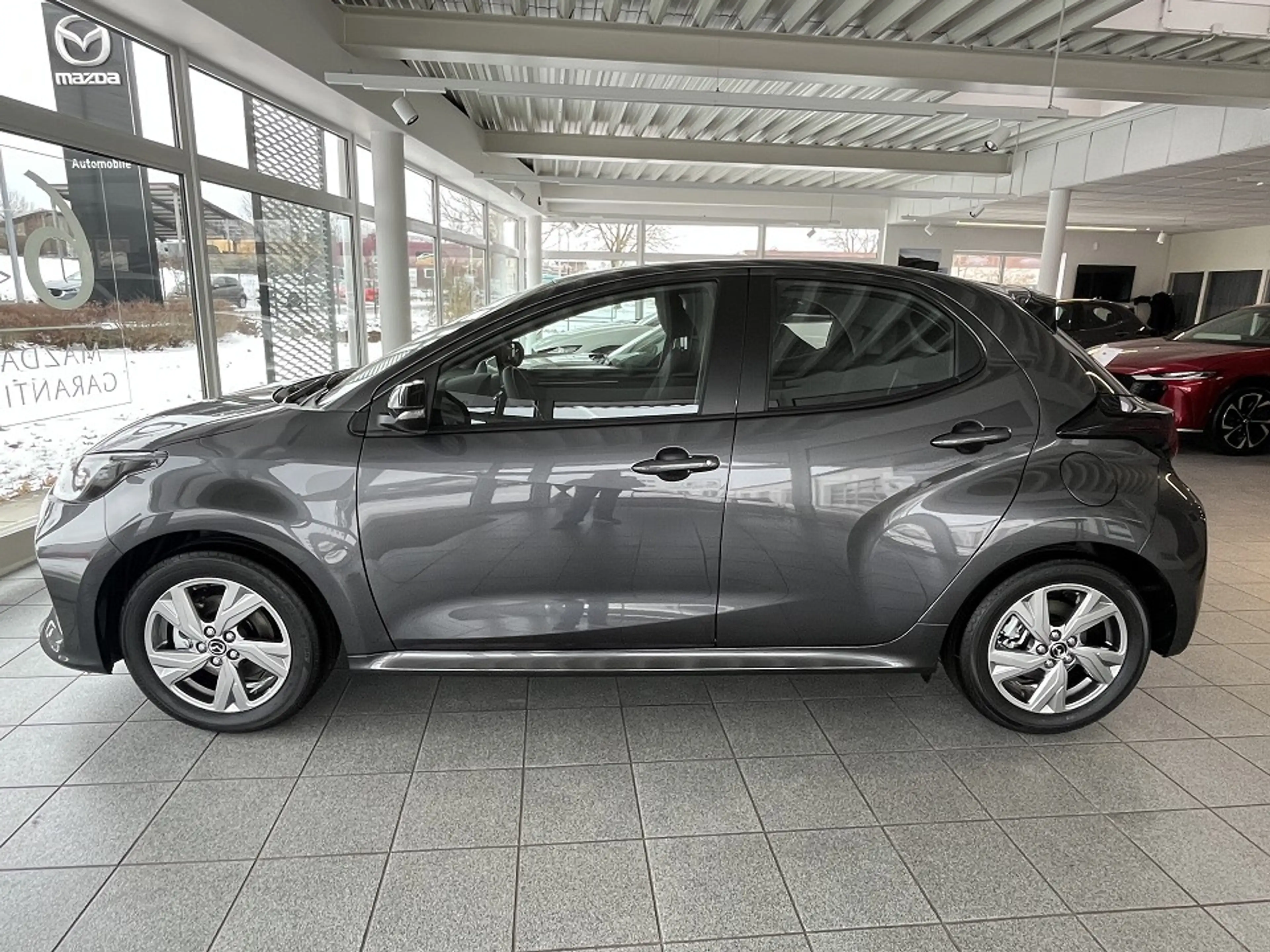 Mazda 2 Hybrid 1.5L Hybrid 116 PS FWD Exclusive-Line — photo 3