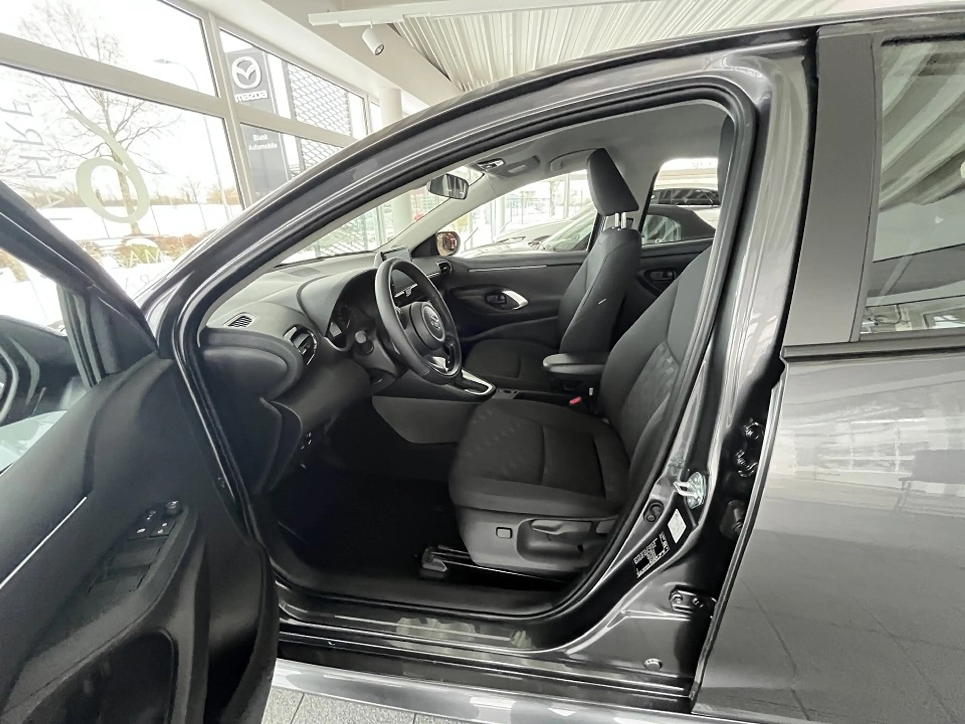 Mazda 2 Hybrid 1.5L Hybrid 116 PS FWD Exclusive-Line — photo 9