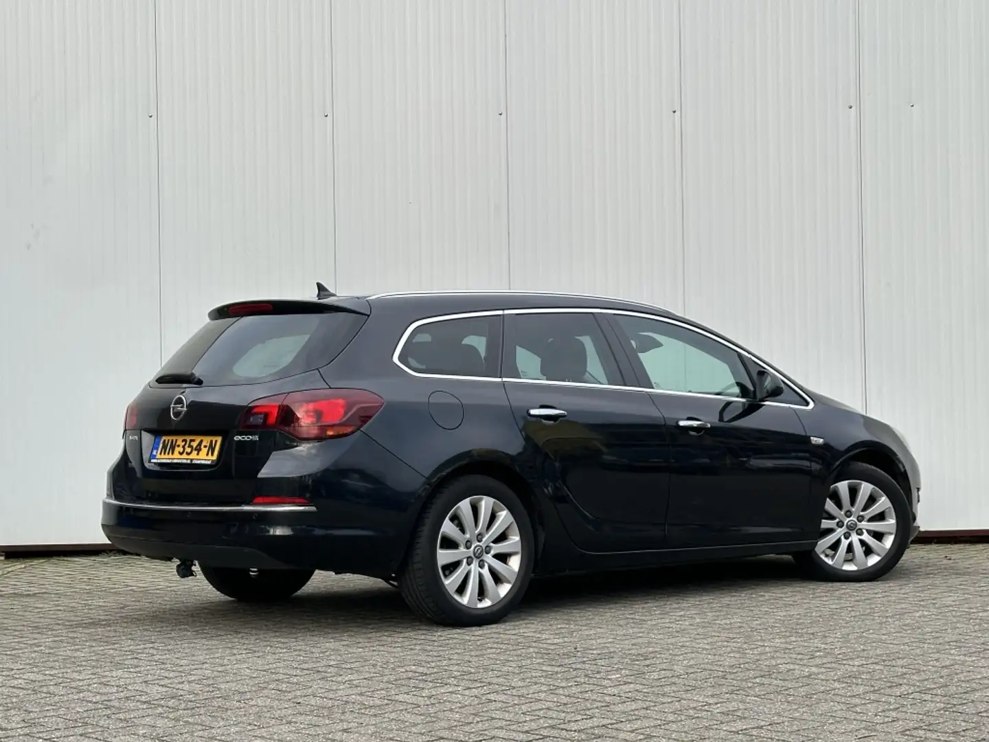Opel Astra Sports Tourer 1.7 CDTi Business+ LED Leder navigat Noir - 2