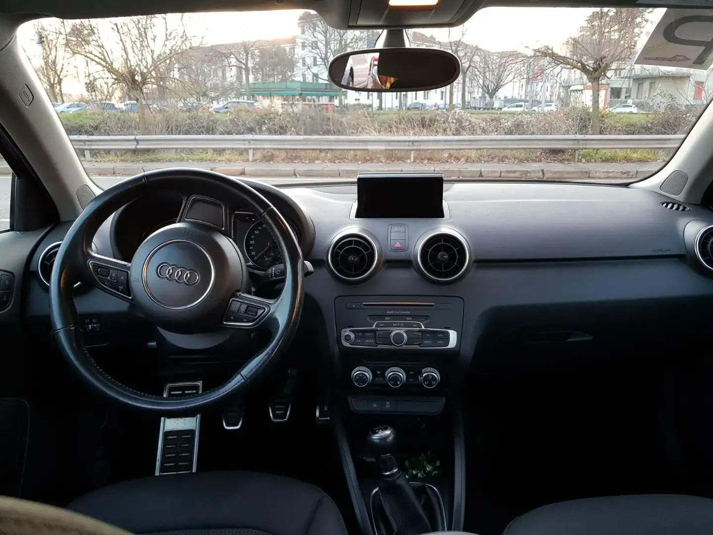 Audi A1 A1 Sportback Sportback 1.0 tfsi Admired 82cv Nero - 2