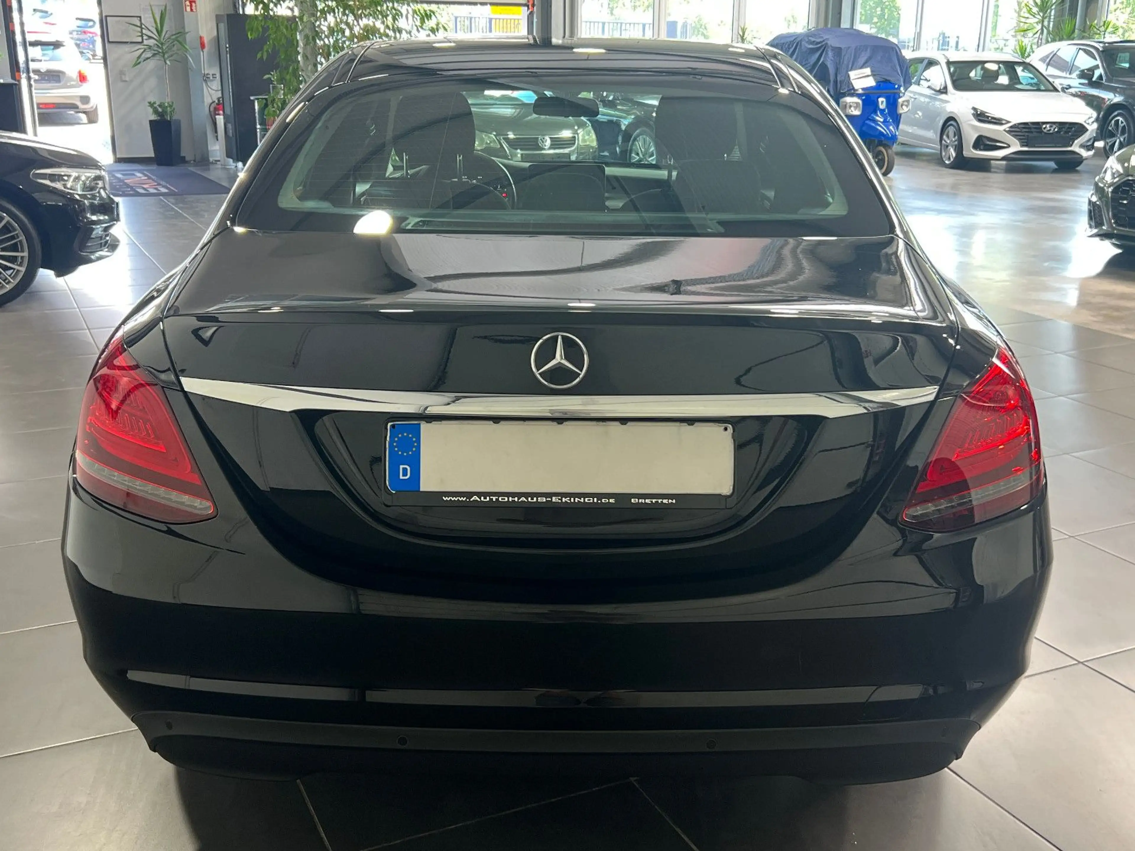 Mercedes-Benz C 200 d Automatik **LED*Navi*SHZ*PDC*Tempomat** — photo 5