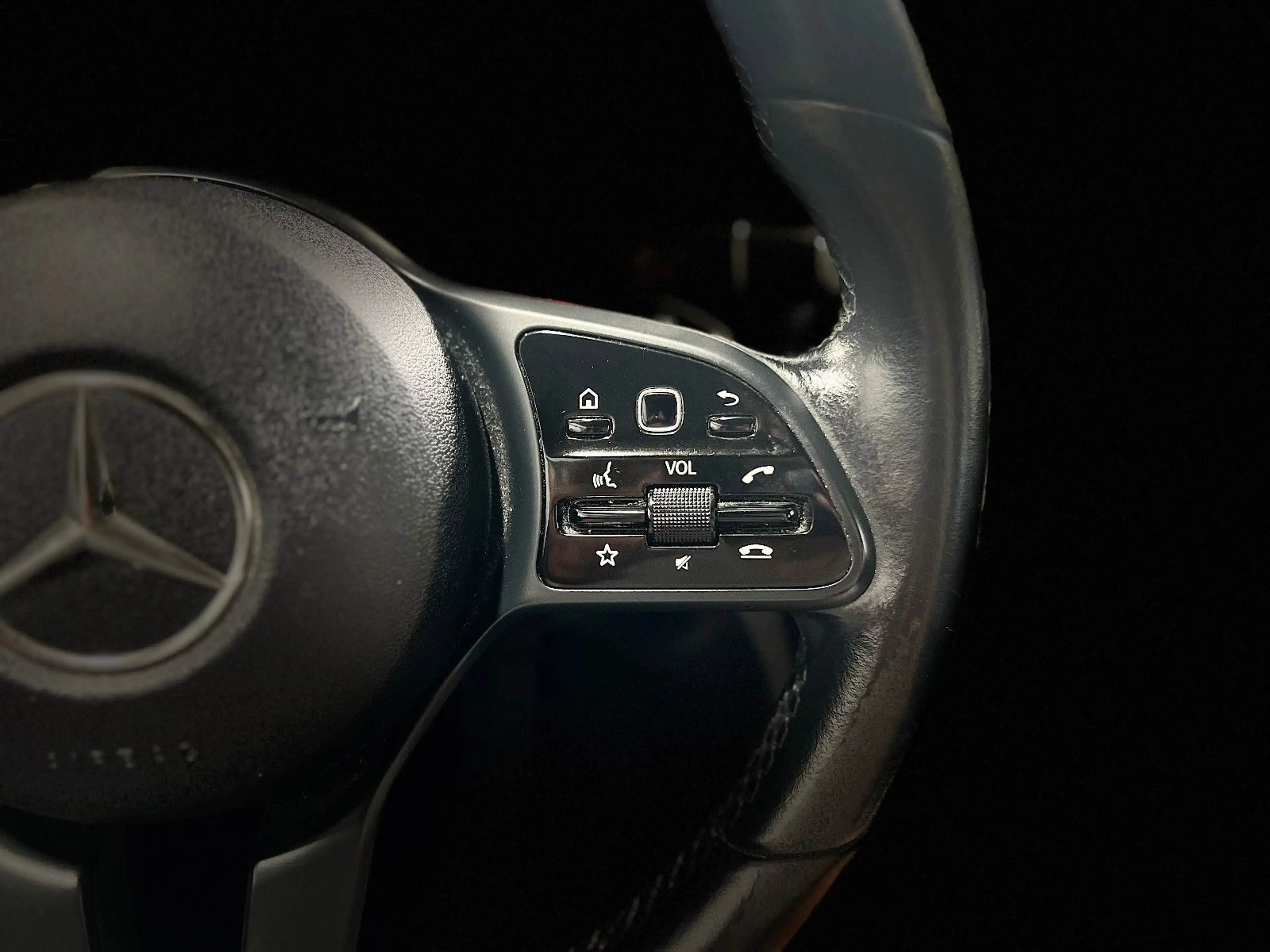 Mercedes-Benz C 200 d Automatik **LED*Navi*SHZ*PDC*Tempomat** — photo 15