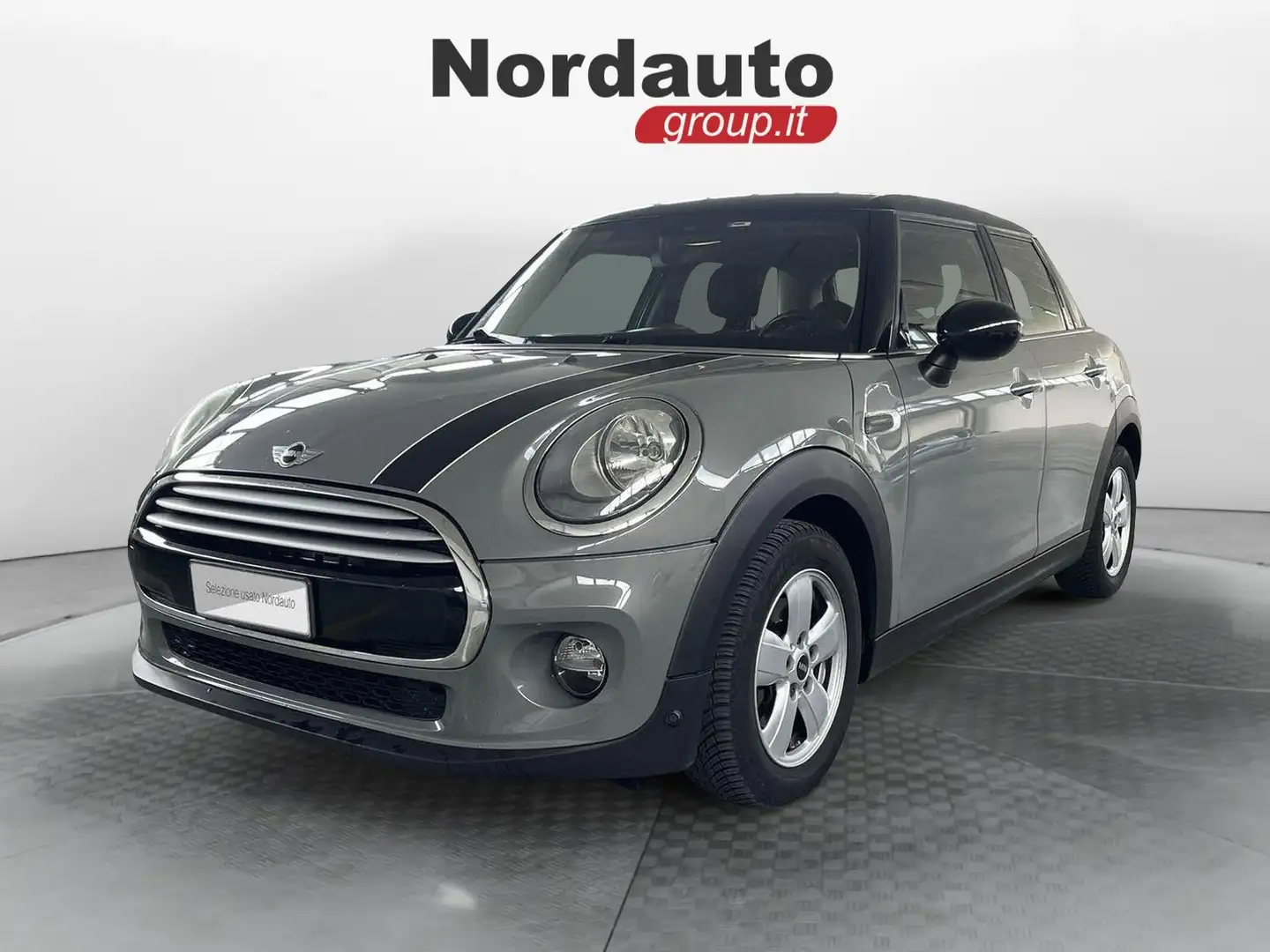 MINI Cooper Mini 1.5 Cooper D 5 porte Szürke - 1