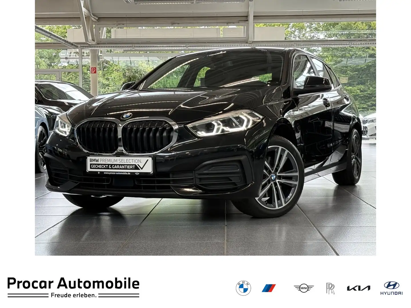 BMW 118 i Advantage LED Navi PDC DAB WLAN Shz CarPlay Чёрный - 1