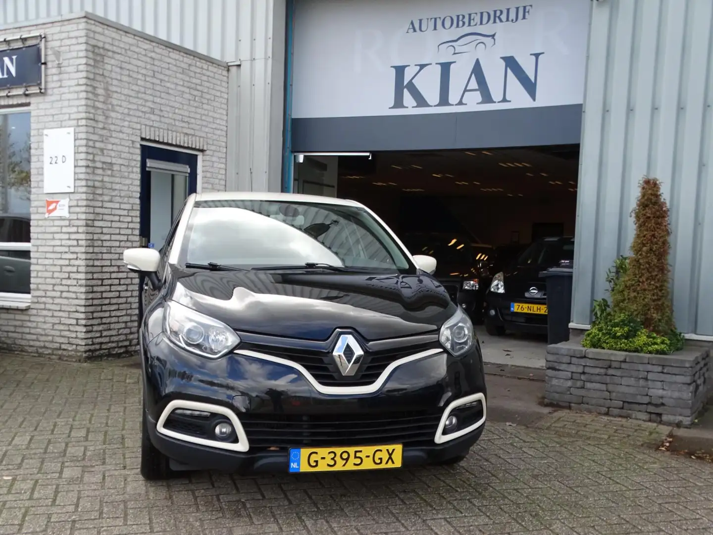 Renault Captur 0.9 TCe Dynamique Parkeer camera , pdc Zwart - 2