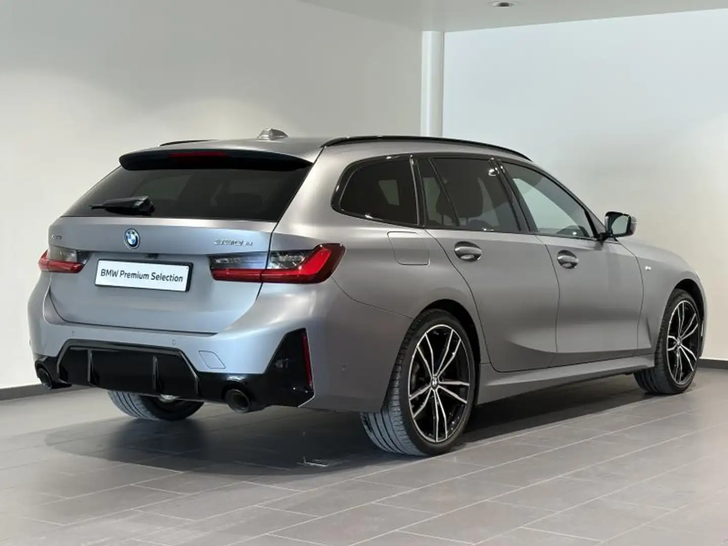 BMW 330 Touring Grau - 2