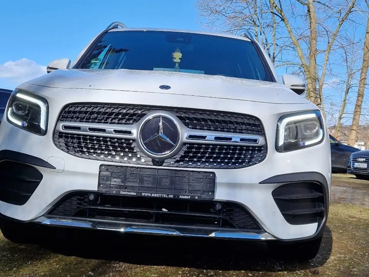 Mercedes-Benz GLB 200 d 8G-DCT AMG Line 33.000 VB - 1