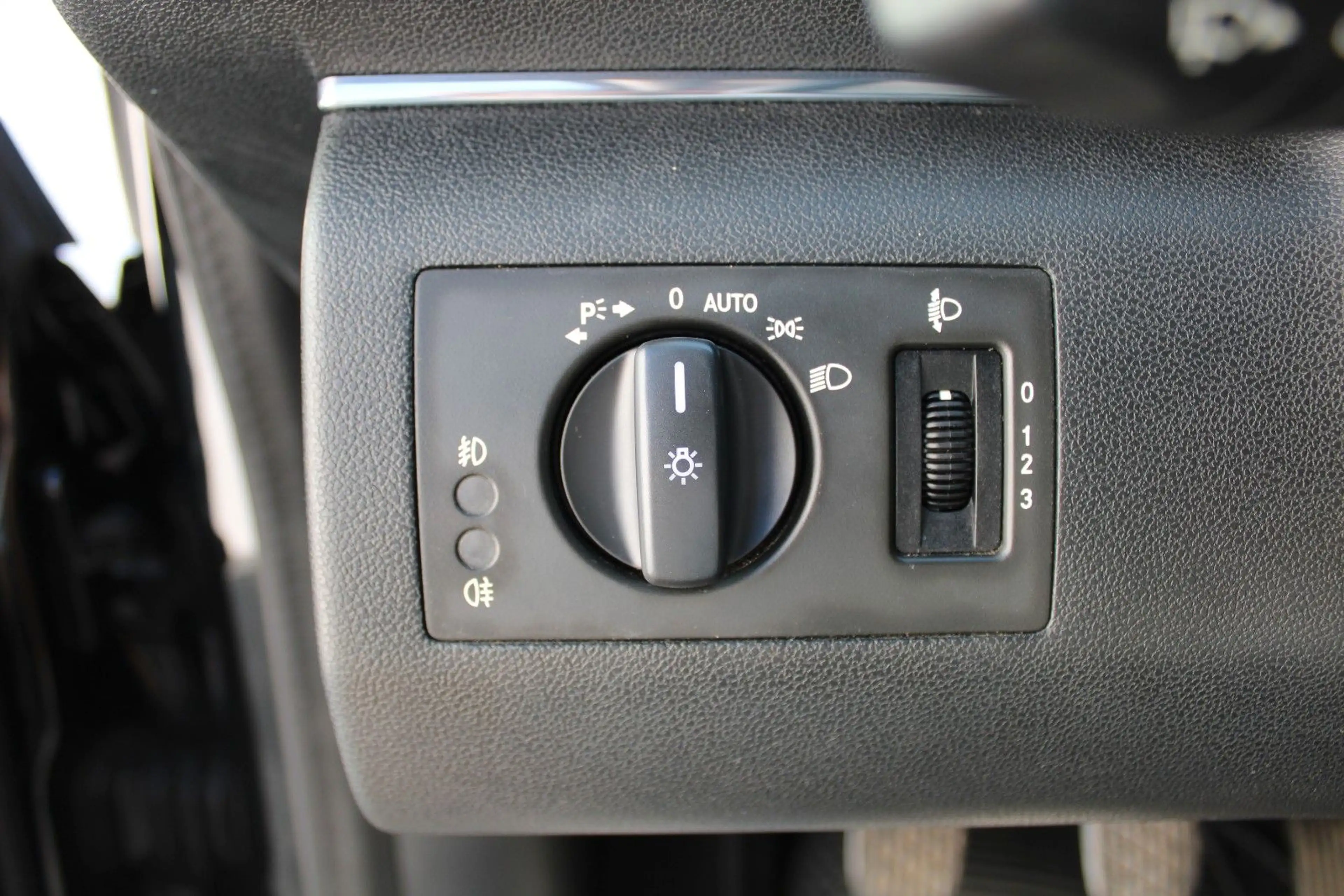 Mercedes-Benz B 200 — photo 14