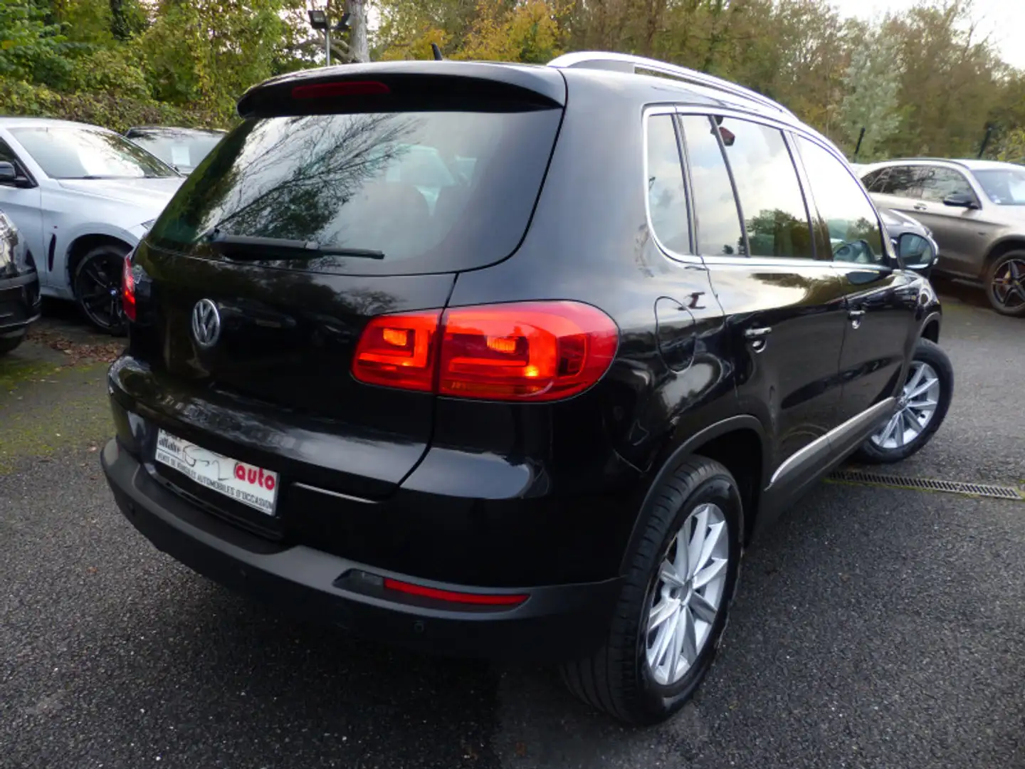 Volkswagen Tiguan 2.0 TDI 140CH BLUEMOTION TECHNOLOGY FAP SPORTLINE  - 2