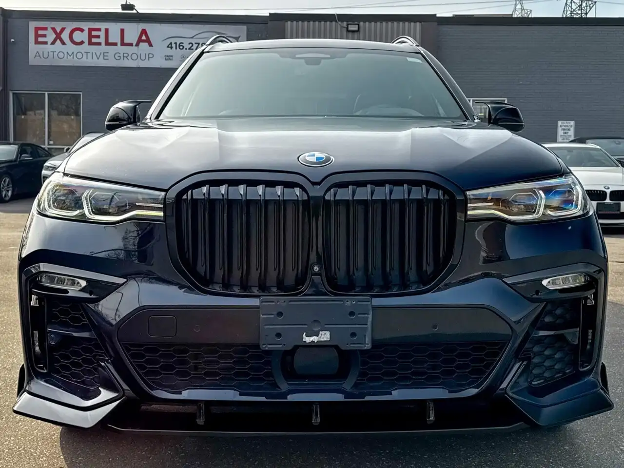 BMW X7 снимка BMW X7