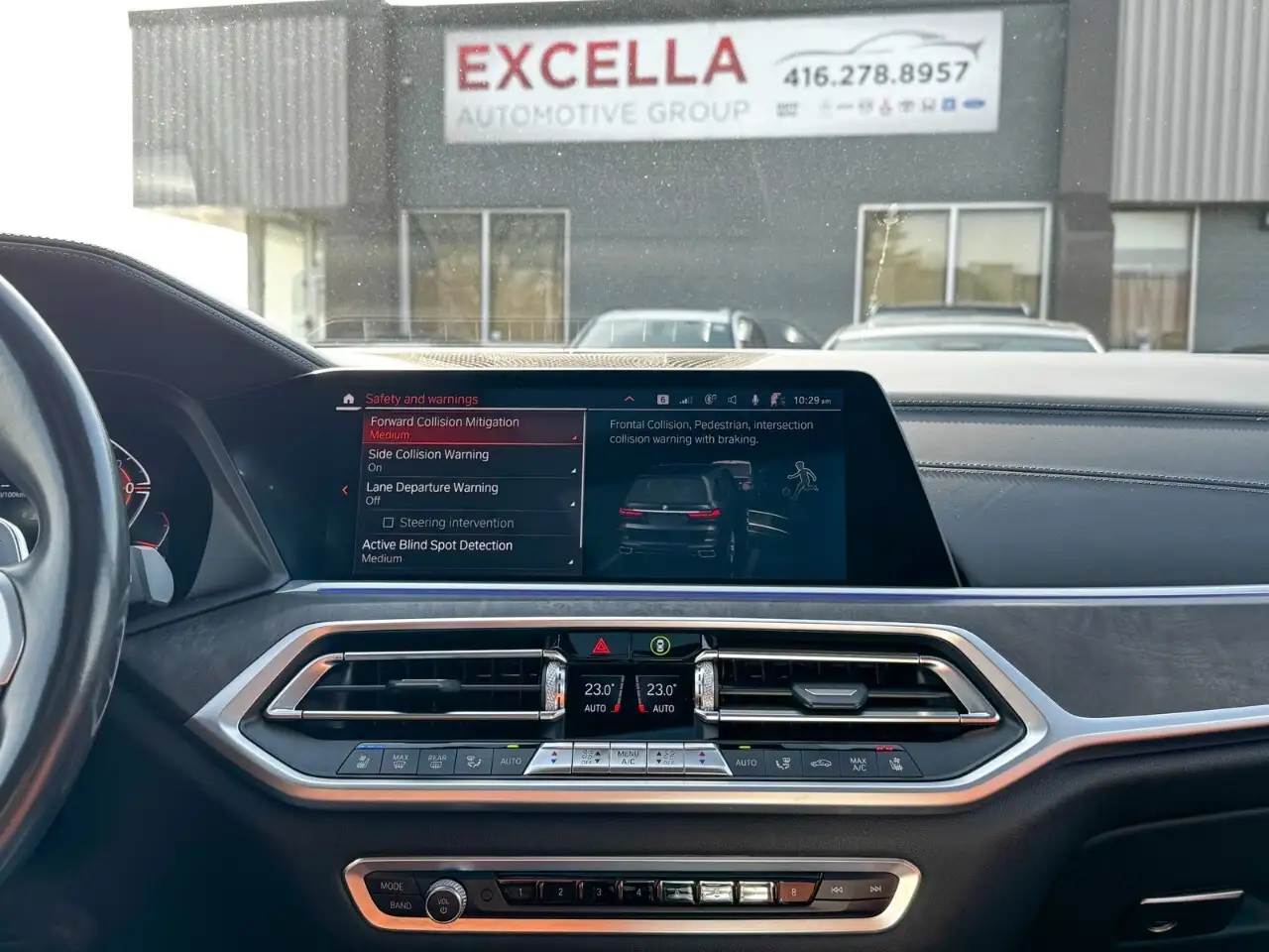 BMW X7 снимка BMW X7