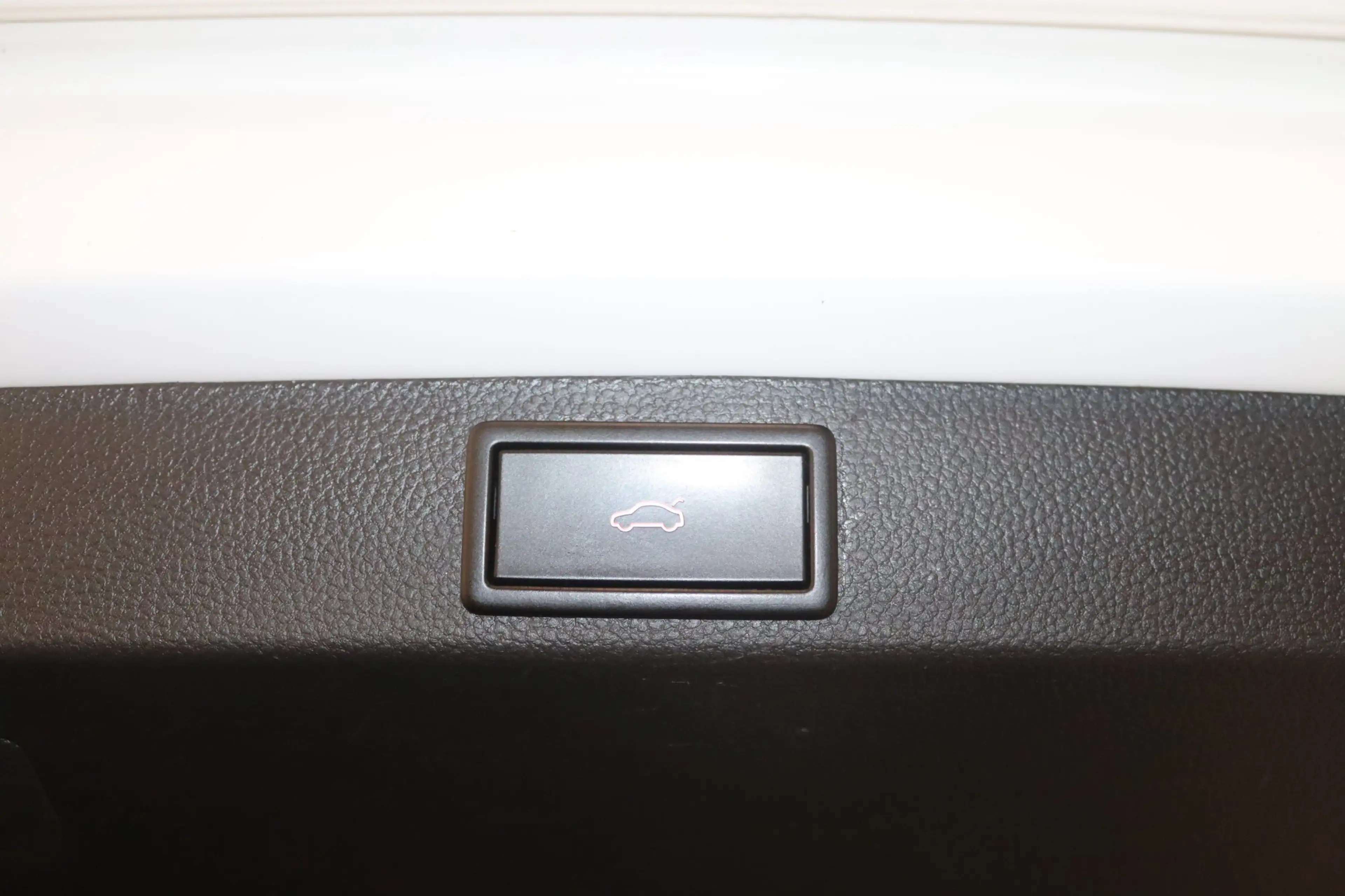 Skoda Karoq 2.0 TDI Style 4x4-Navi-Kamera-ACC-LED-SHZ- — photo 8