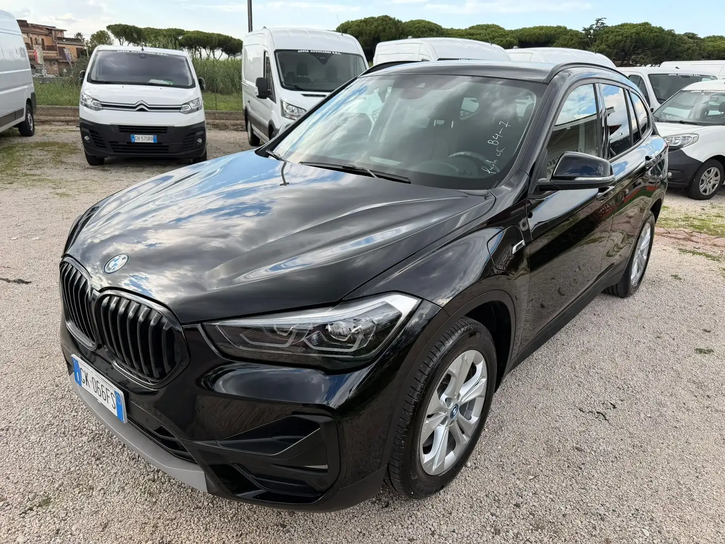 BMW X1 xdrive25e Business Advantage AUT-NO VINCOLI FINANZ Schwarz - 2