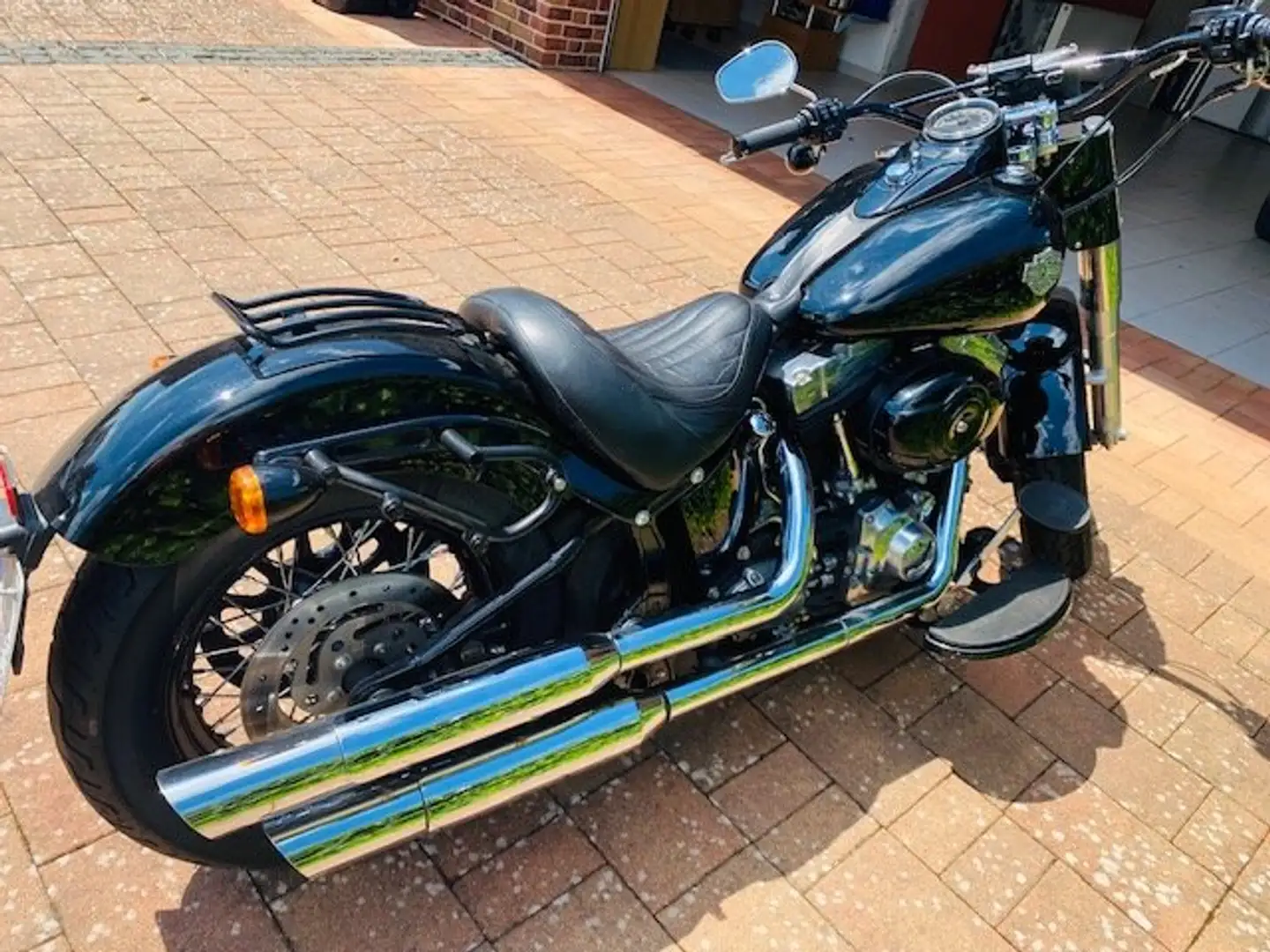 Harley-Davidson Softail Slim Negro - 2