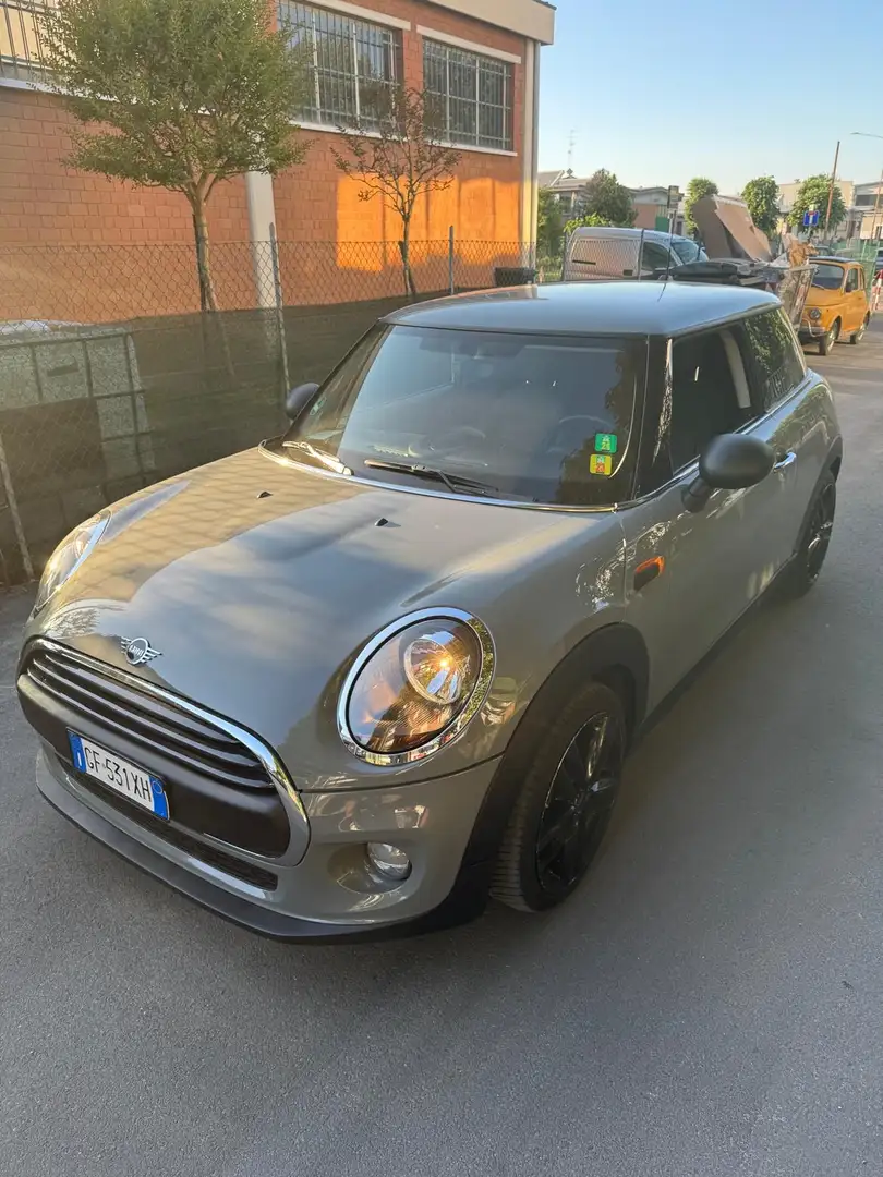 MINI One 1.6 Inspired by Goodwood - 1