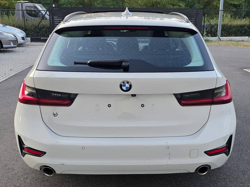 BMW 318 Touring 318iA OPF — photo 8