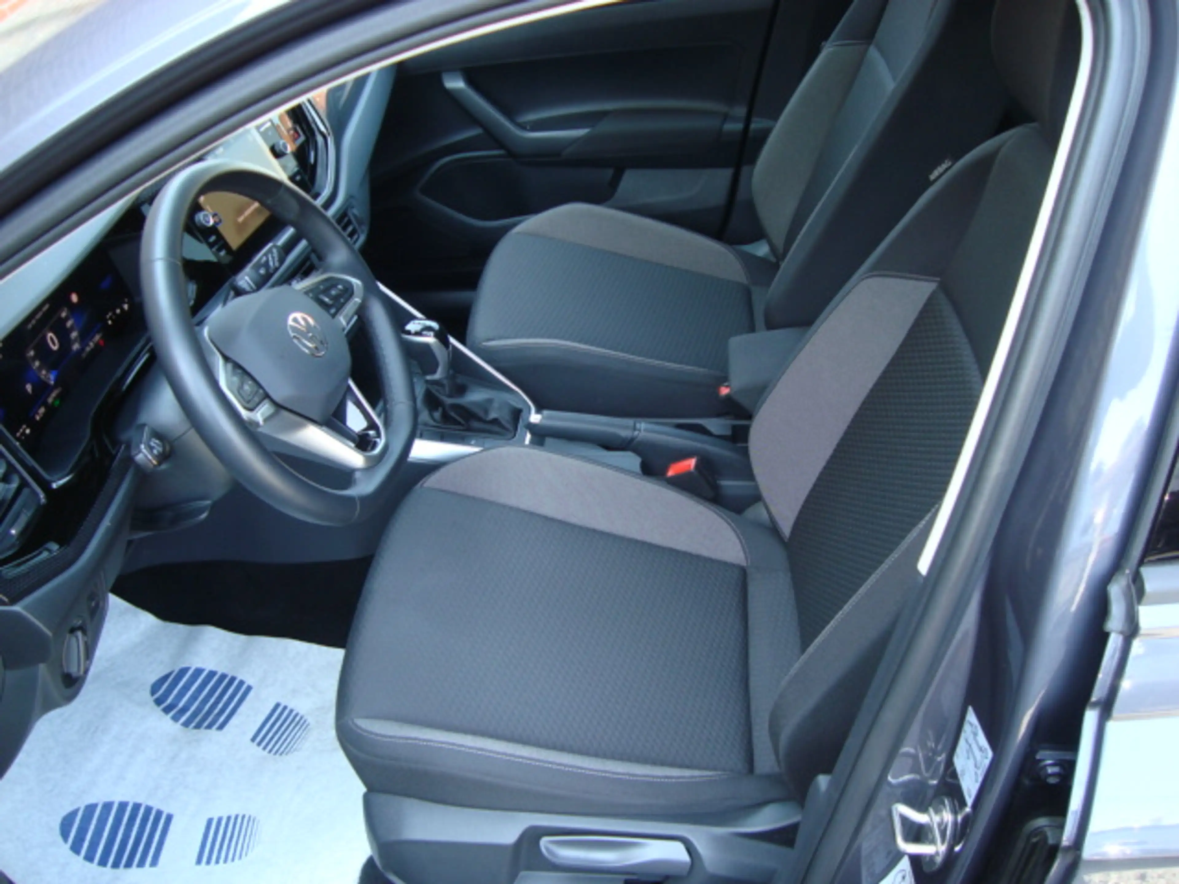 Volkswagen Taigo Taigo 1.0 TSI Life Business OPF DSG Life Business — photo 5