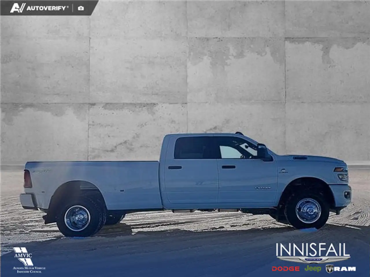 RAM 3500 снимка RAM 3500