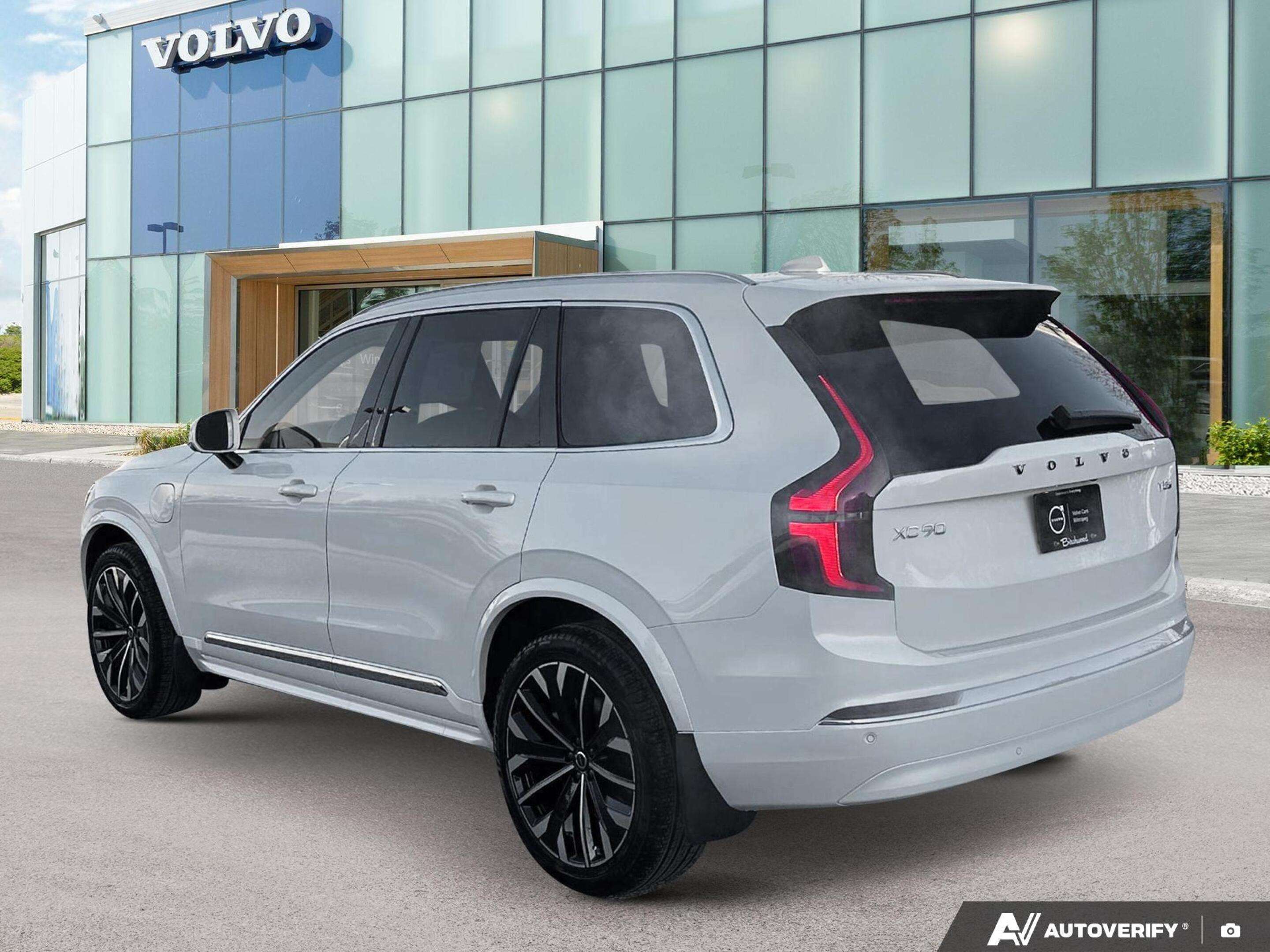 2026 Volvo XC90 Core Bright Theme DEMO MODEL SPECIAL - $4,000 OFF! alt 4