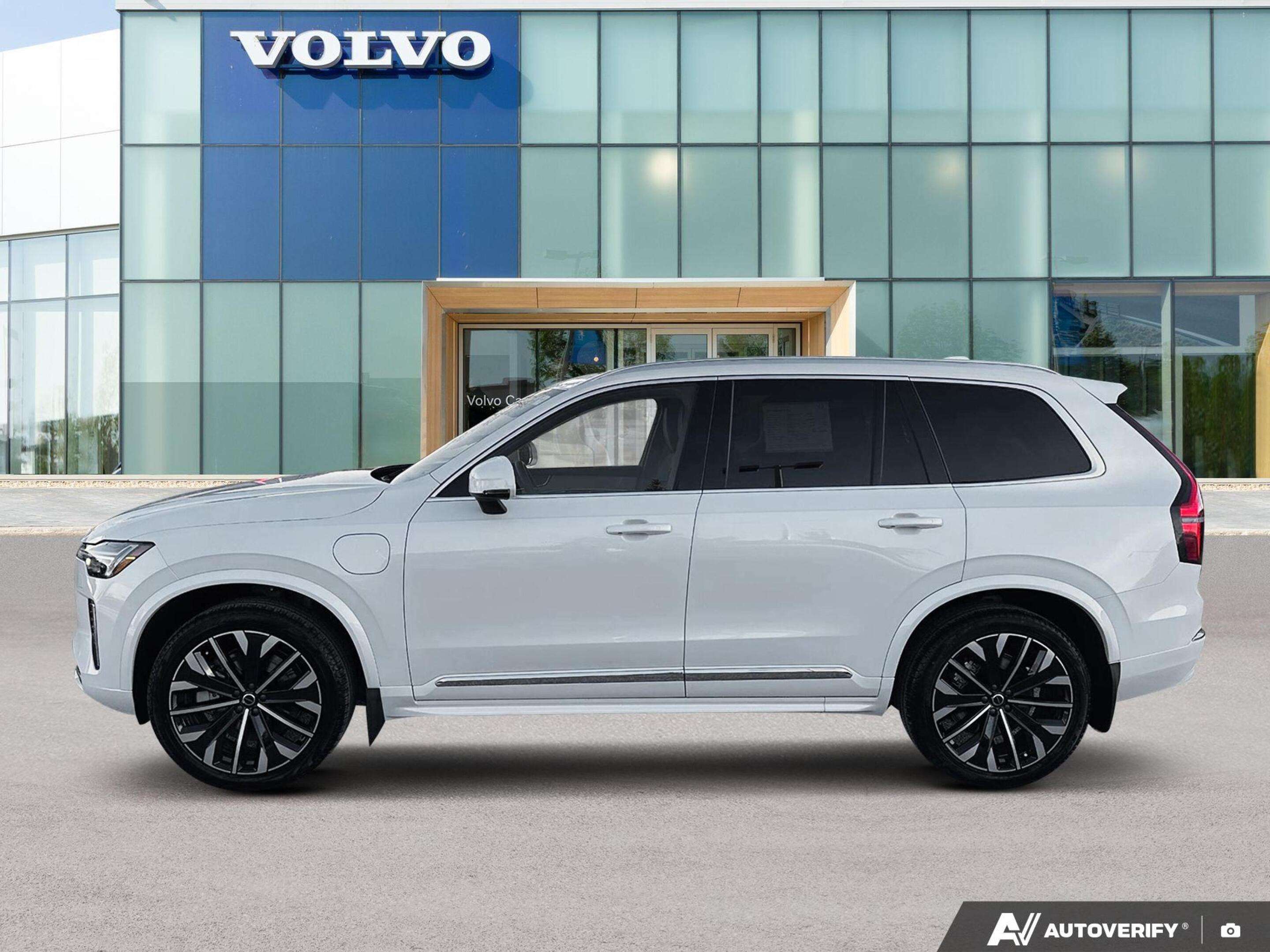 2026 Volvo XC90 Core Bright Theme DEMO MODEL SPECIAL - $4,000 OFF! alt 3