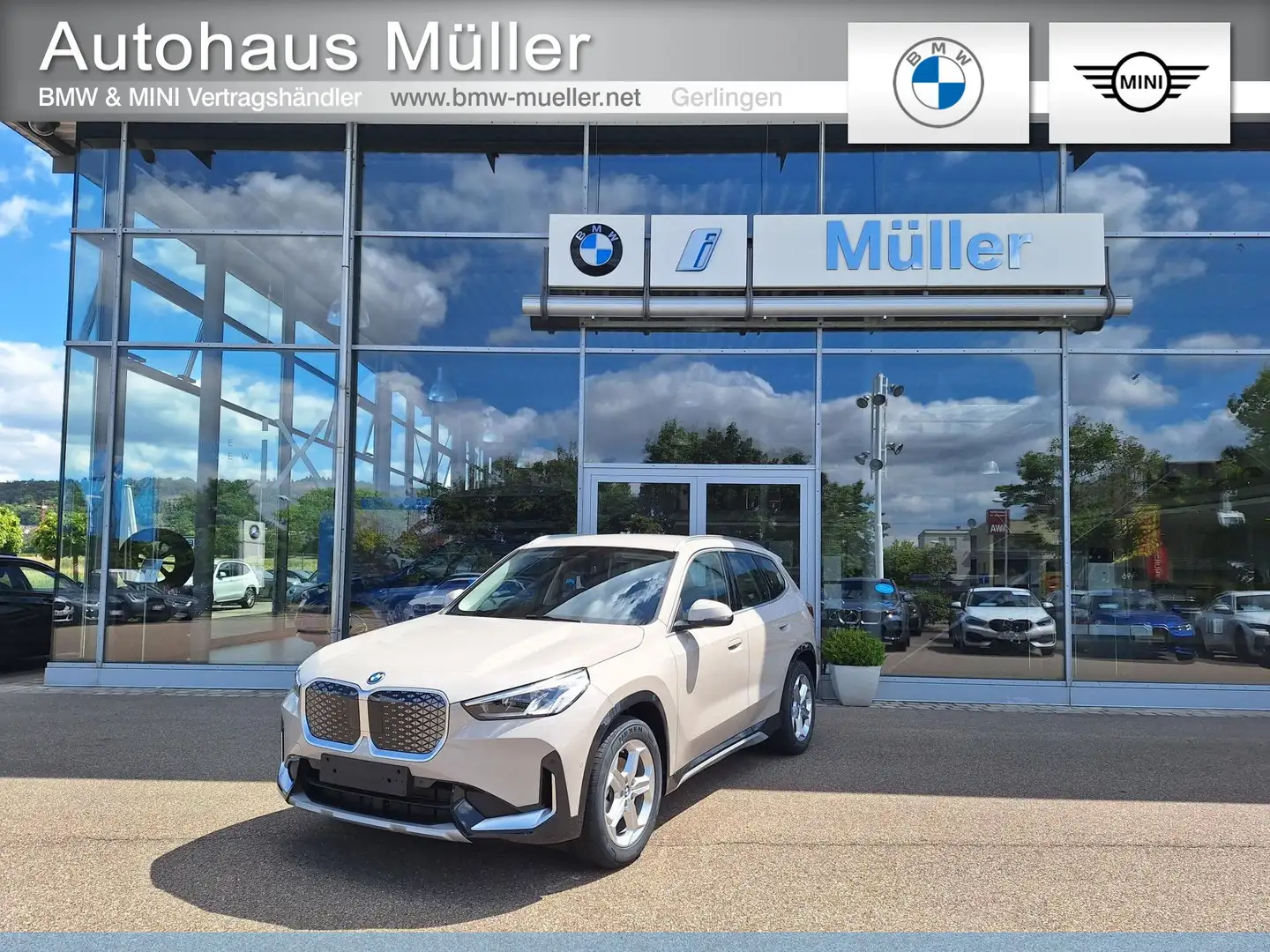 BMW iX1 eDrive 20 XPRESS 13.050 Ersparnis Dune Grey Gri - 1