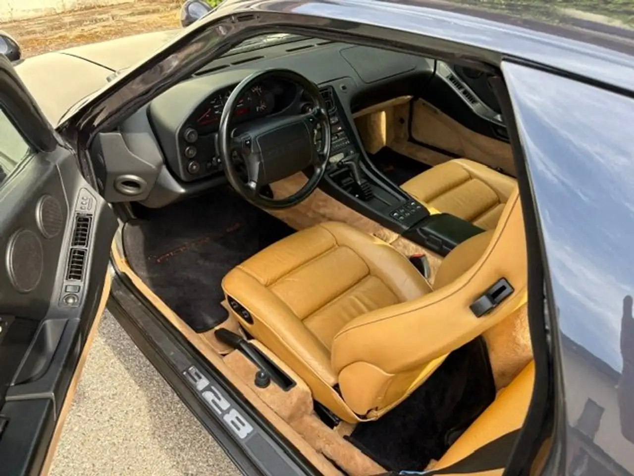 Porsche 928 5.0 S4 auto, foto 6