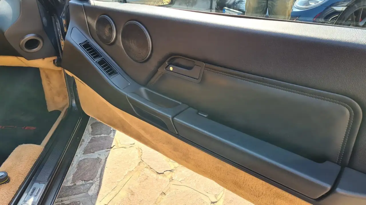 Porsche 928 5.0 S4 auto, foto 11