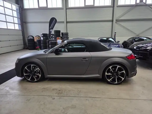 Audi TT RS view 15