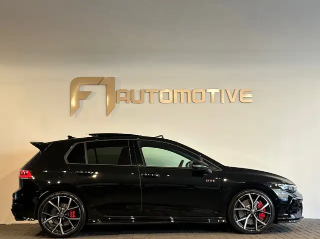 Volkswagen Golf view 12