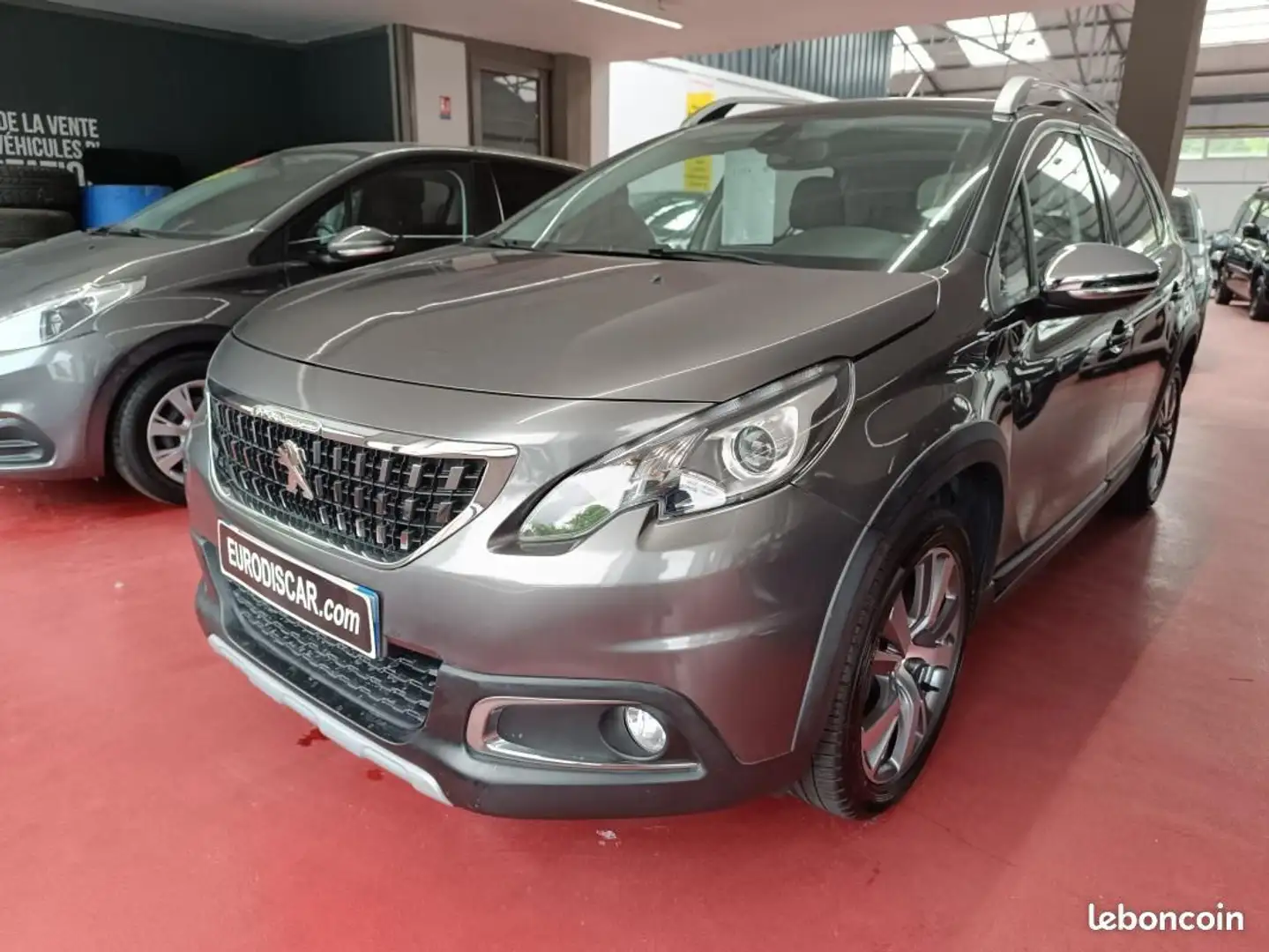 Peugeot 2008 1.2 Essence S&S 110 Allure Business PHASE 2 Gris - 2