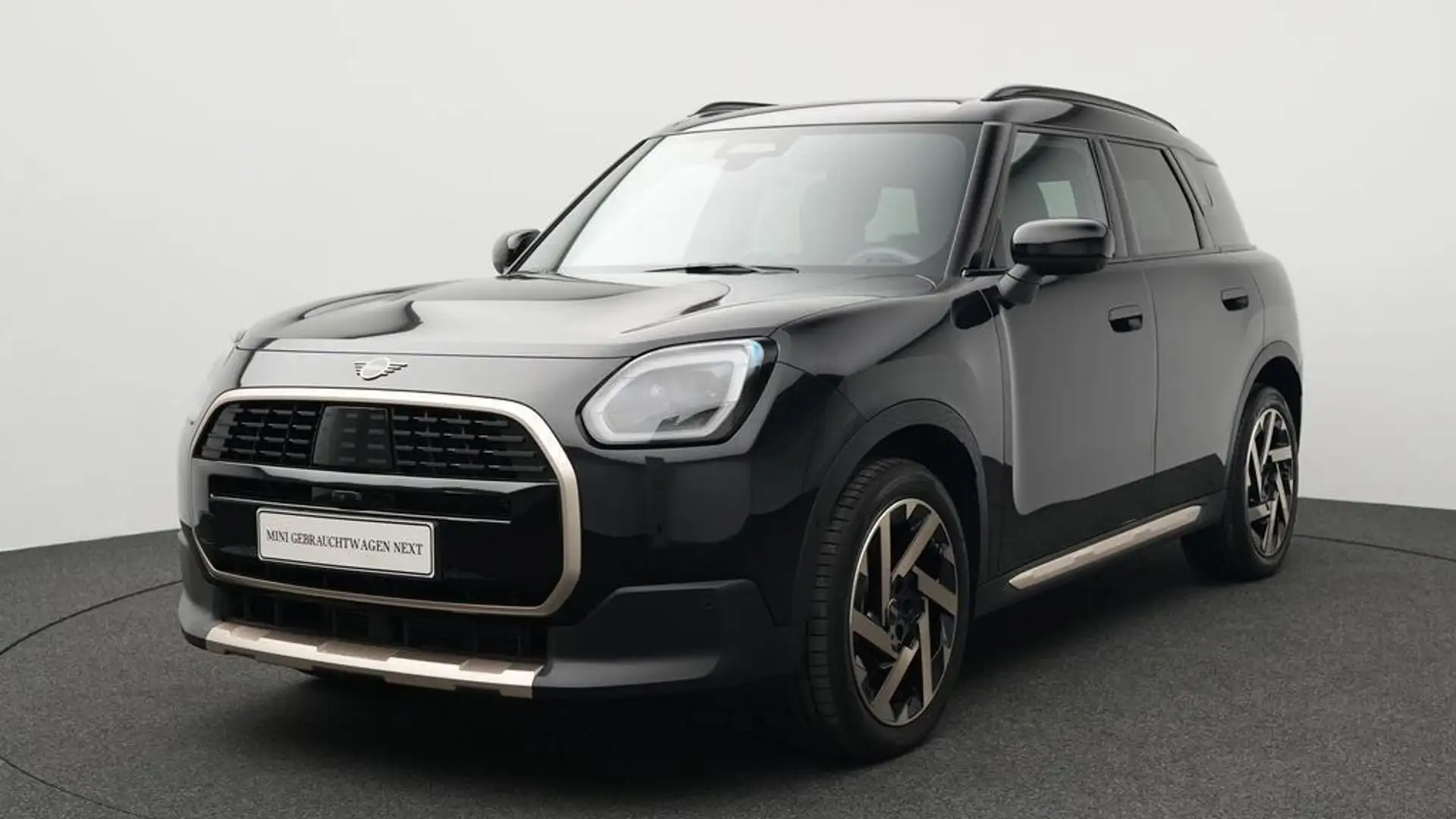 MINI Countryman C Favoured Trim Noir - 1