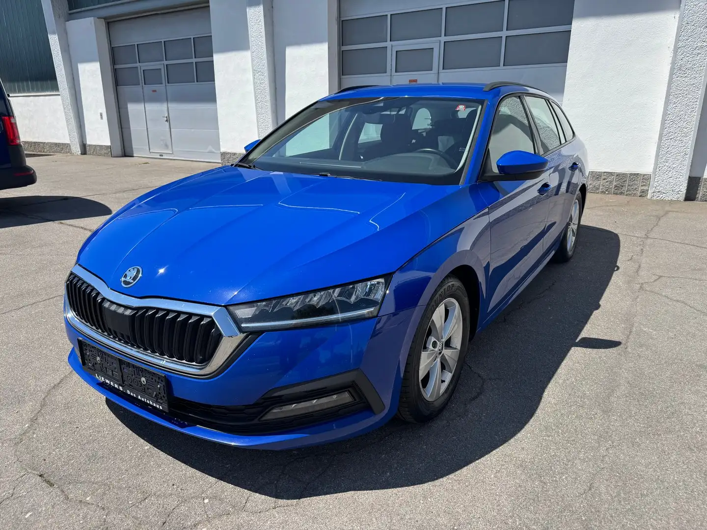 Skoda Octavia Business TDI Blau - 1