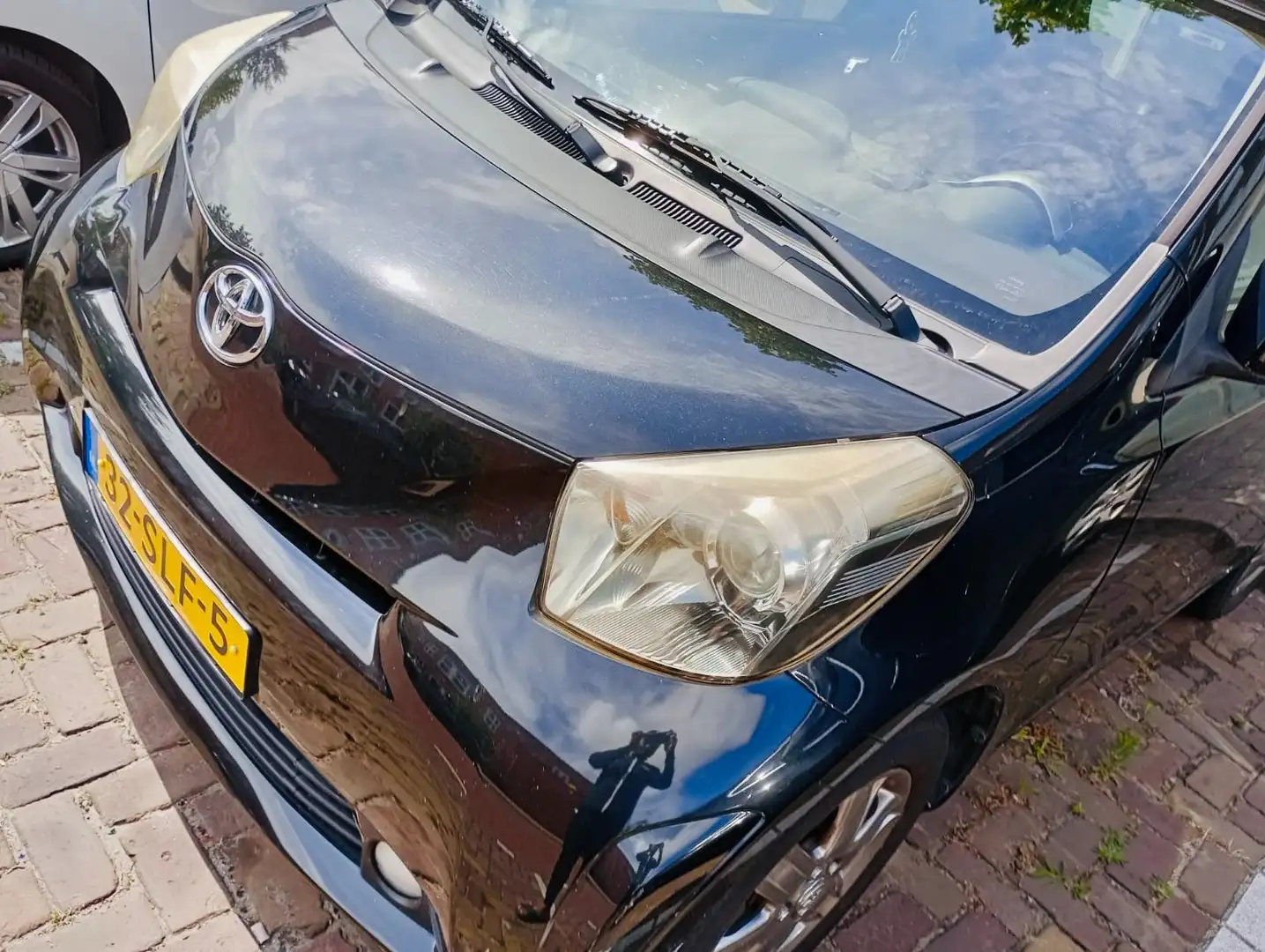 Toyota iQ iQ 1.0 VVTi Aspiration Zwart - 1