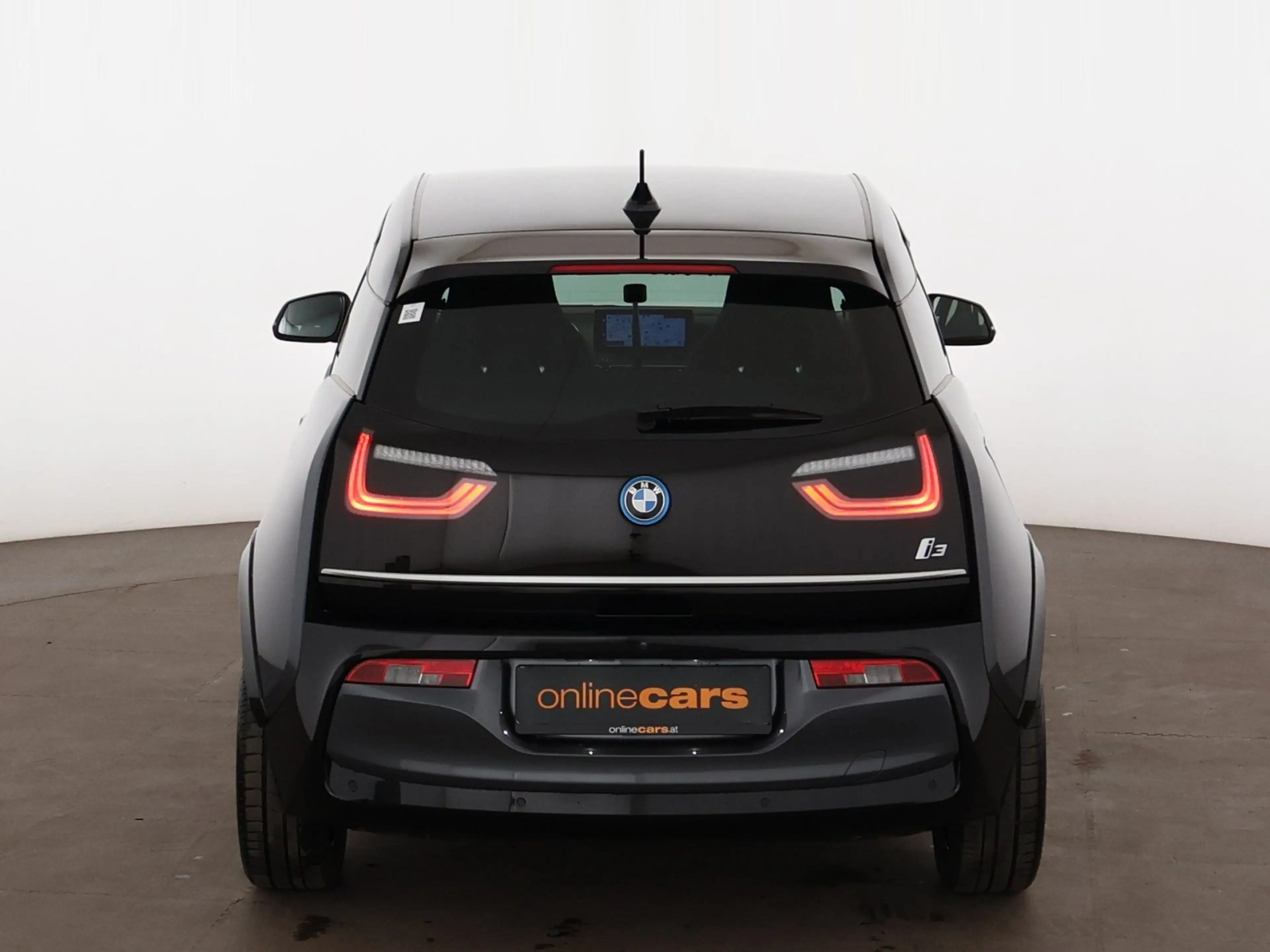 BMW i3 42kWh Aut LED NAVI SITZHZG R-CAM TEMPOMAT — photo 7