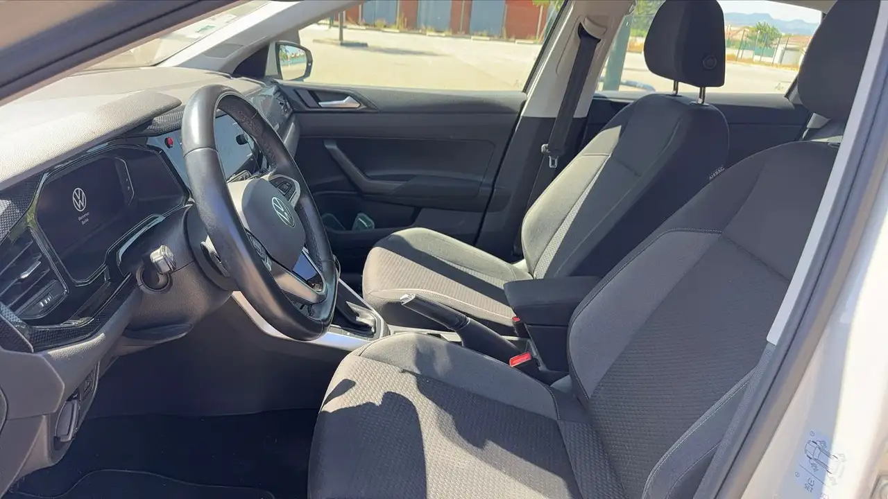 Volkswagen Polo Citadine 5 portes — photo 25