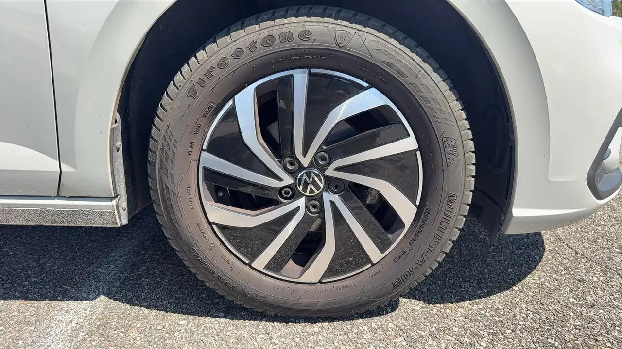 Volkswagen Polo Citadine 5 portes — photo 17
