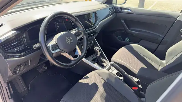 Volkswagen Polo view 8