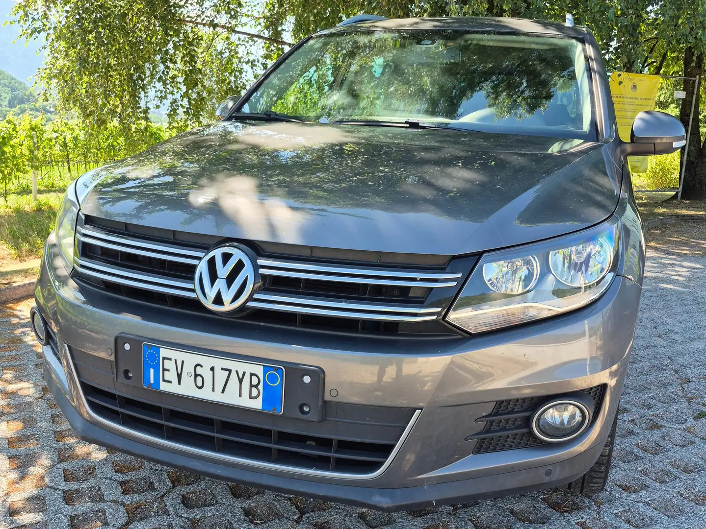 Volkswagen Tiguan Tiguan 2.0 TDI 140 CV Sport & Style Grigio - 1